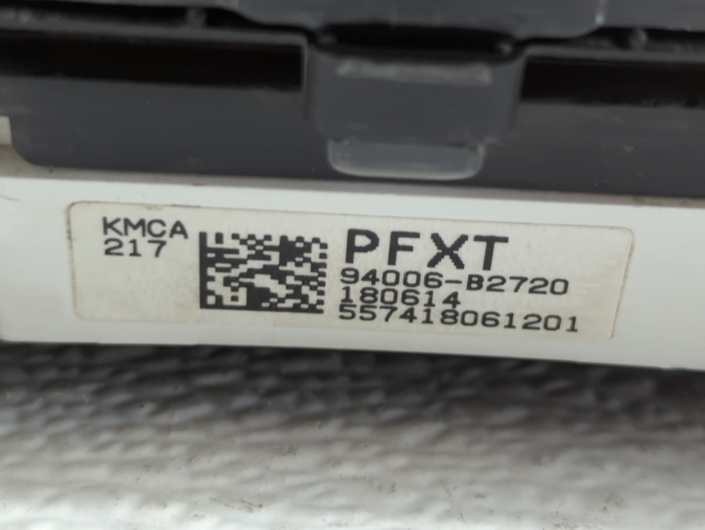 2017-2019 Kia Soul Instrument Cluster Speedometer Gauges P/N:94006-92720 94006-B2720 Fits Fits 2017 2018 2019 OEM Used Auto 