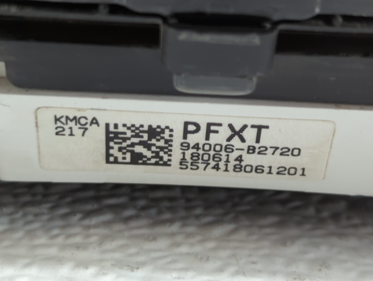 2017-2019 Kia Soul Instrument Cluster Speedometer Gauges P/N:94006-92720 94006-B2720 Fits Fits 2017 2018 2019 OEM Used Auto 