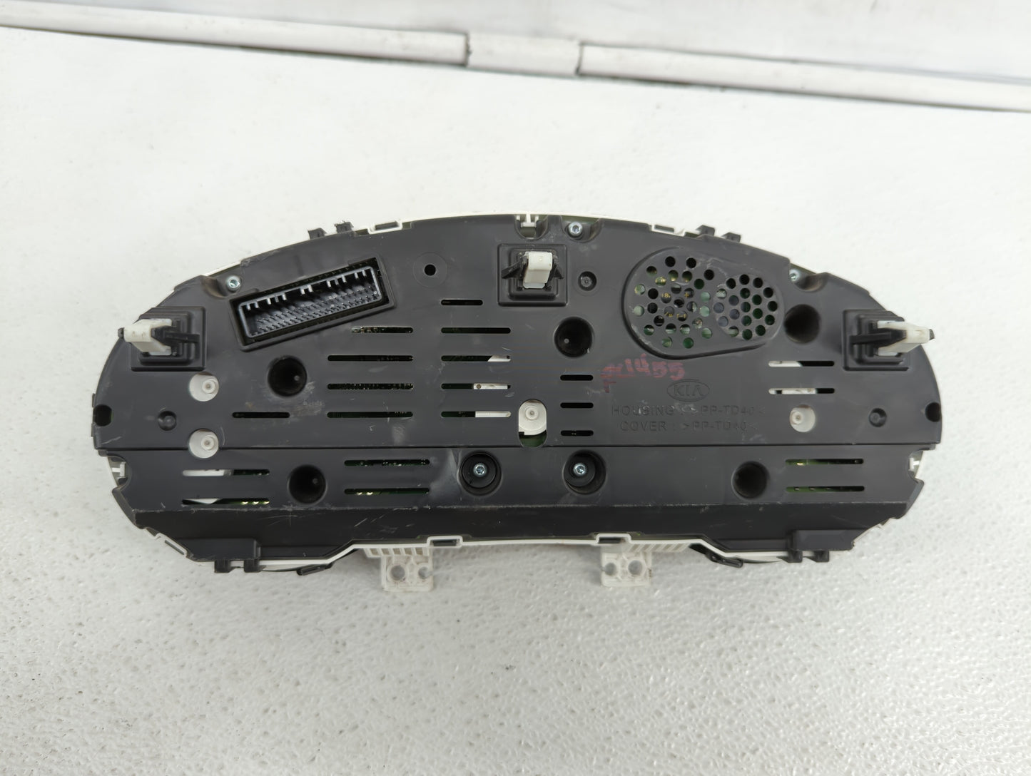 2017-2019 Kia Soul Instrument Cluster Speedometer Gauges P/N:94006-92720 94006-B2720 Fits Fits 2017 2018 2019 OEM Used Auto 