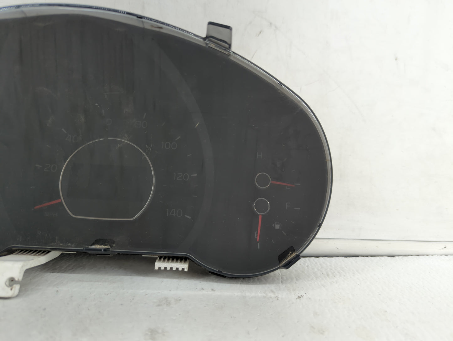 2017-2019 Kia Soul Instrument Cluster Speedometer Gauges P/N:94006-92720 94006-B2720 Fits Fits 2017 2018 2019 OEM Used Auto 