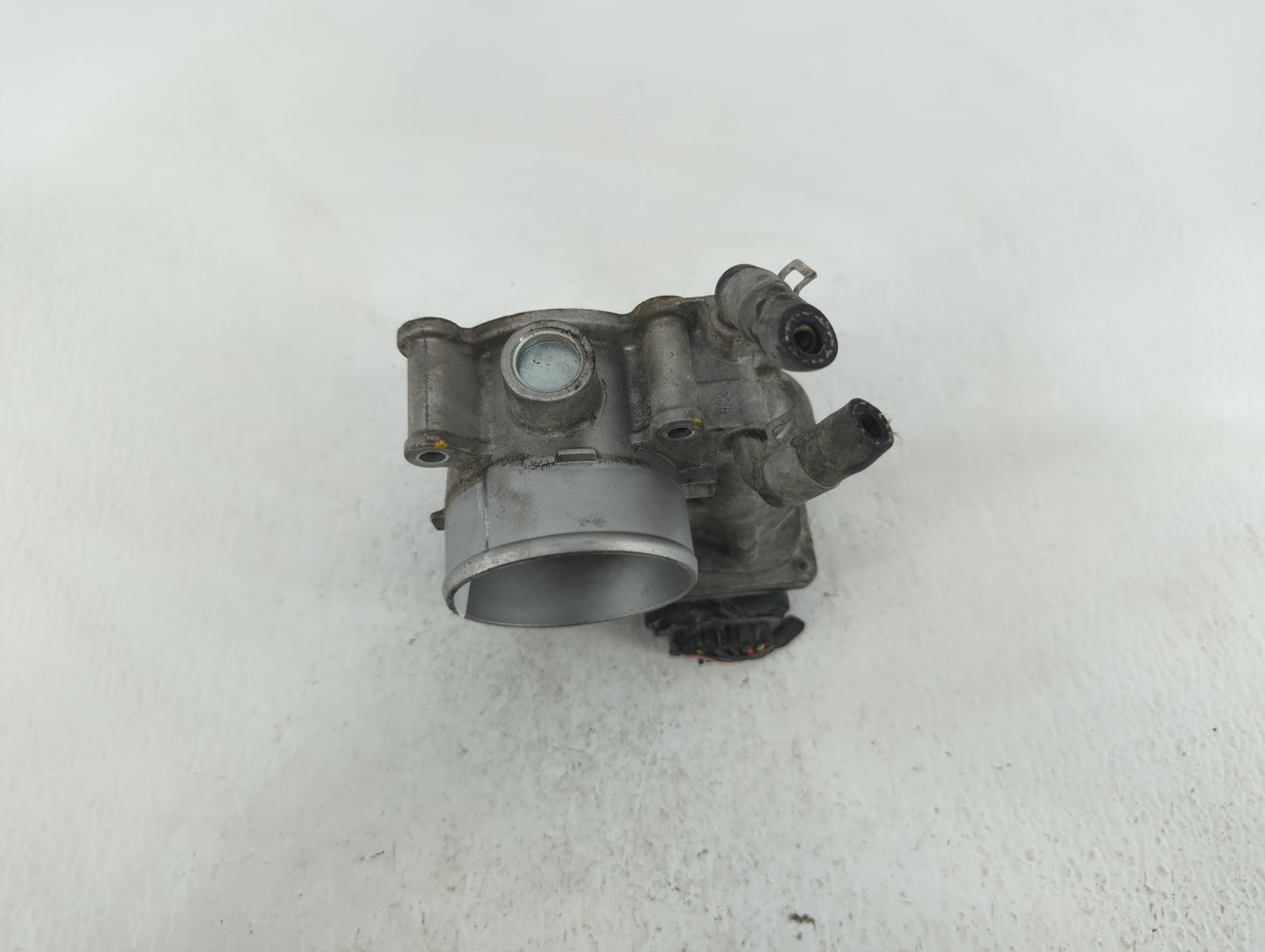 2014-2019 Kia Soul Throttle Body P/N:35100-2E000 1302150124, 35100-2E710 Fits Fits 2011 2012 2013 2014 2015 2016 2017 2018 2