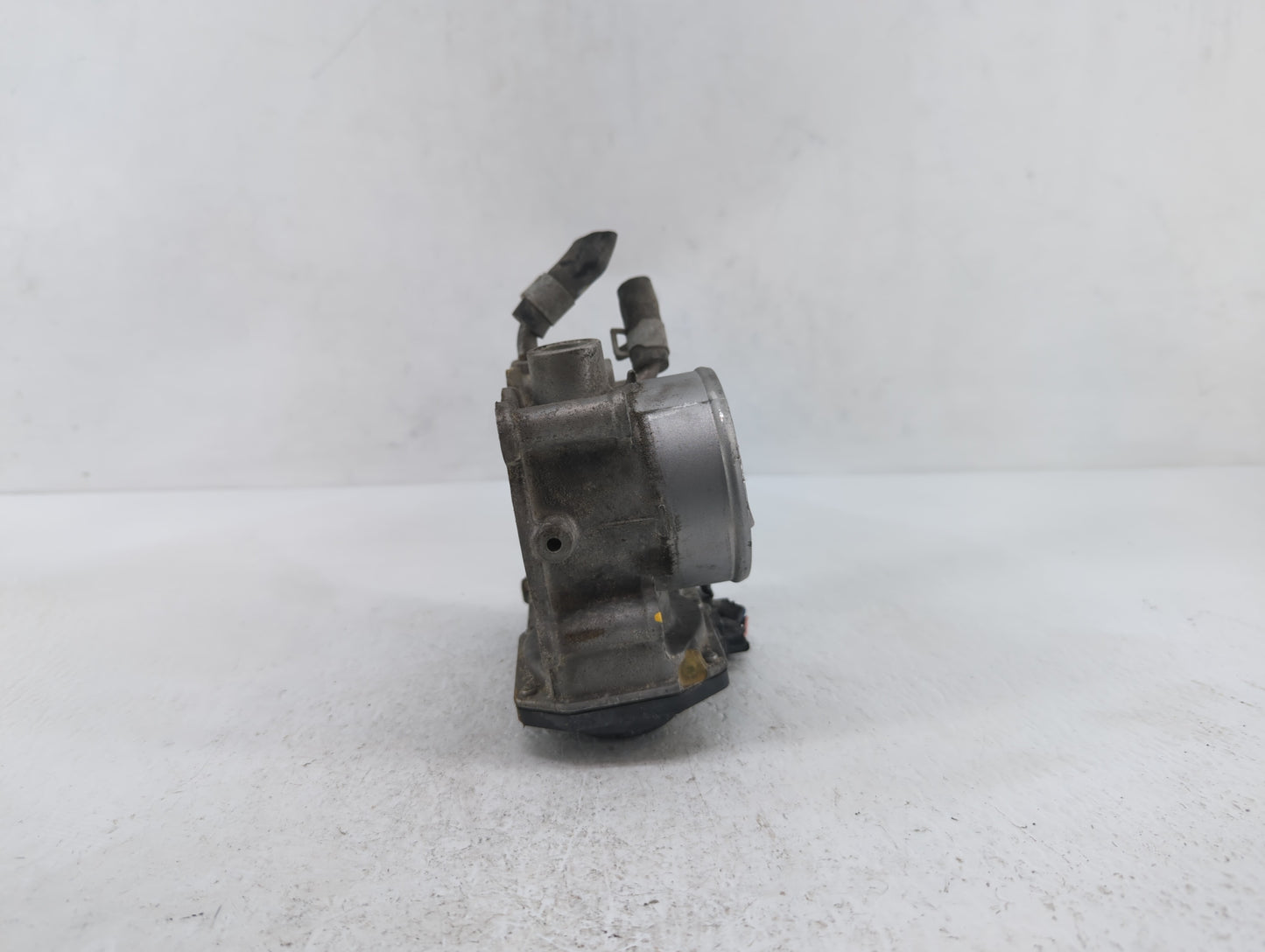 2014-2019 Kia Soul Throttle Body P/N:35100-2E000 1302150124, 35100-2E710 Fits Fits 2011 2012 2013 2014 2015 2016 2017 2018 2