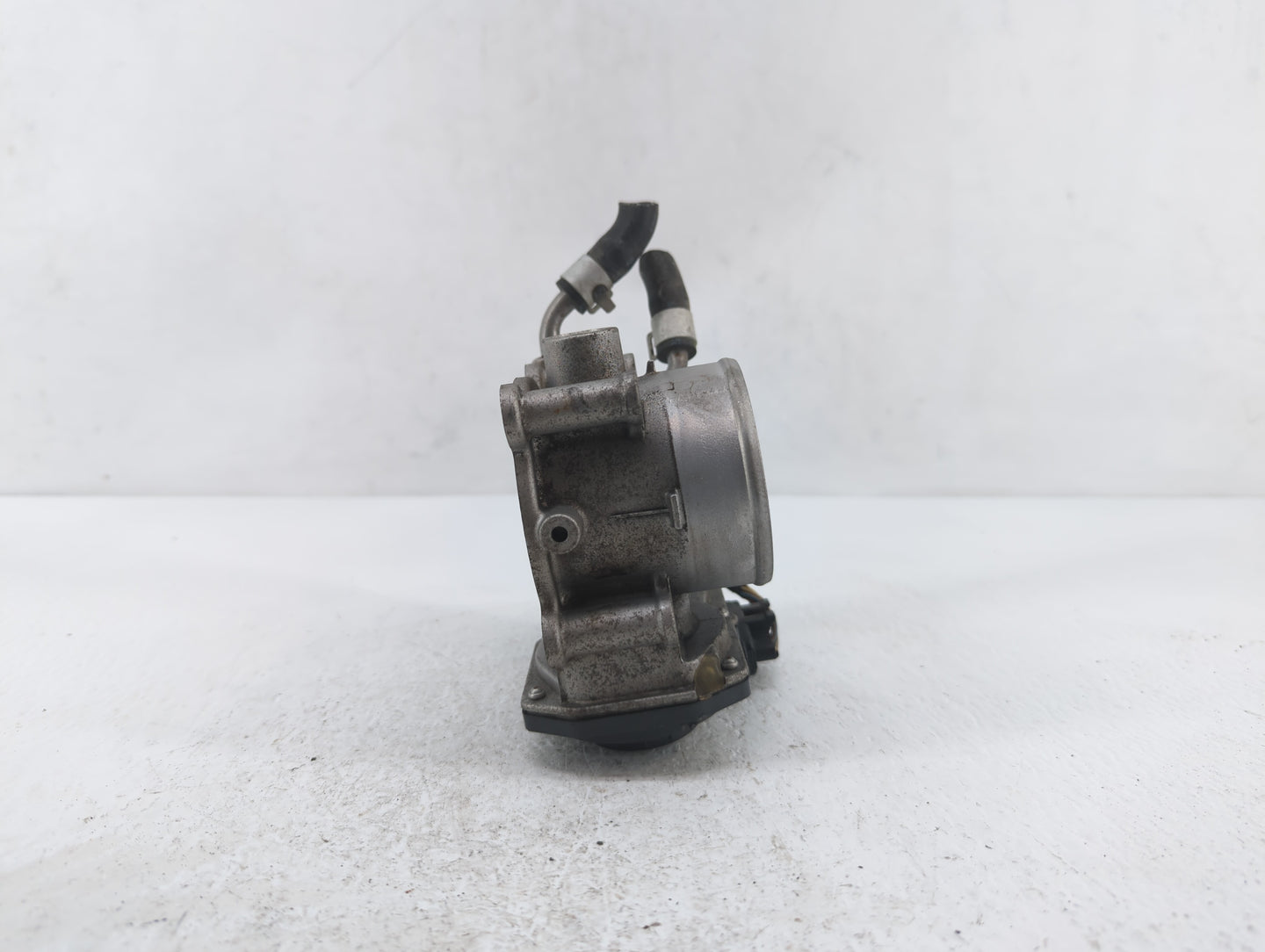 2014-2019 Kia Soul Throttle Body P/N:35100-2E000 1302150124, 35100-2E710 Fits Fits 2011 2012 2013 2014 2015 2016 2017 2018 2