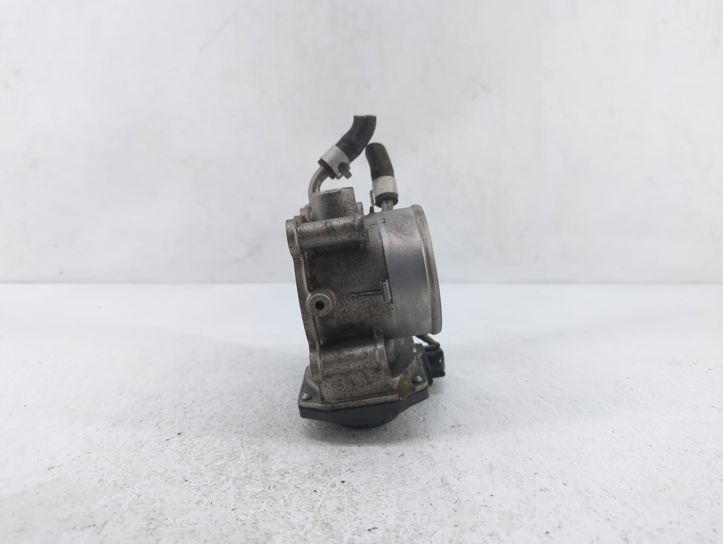 2014-2019 Kia Soul Throttle Body P/N:35100-2E000 1302150124, 35100-2E710 Fits Fits 2011 2012 2013 2014 2015 2016 2017 2018 2