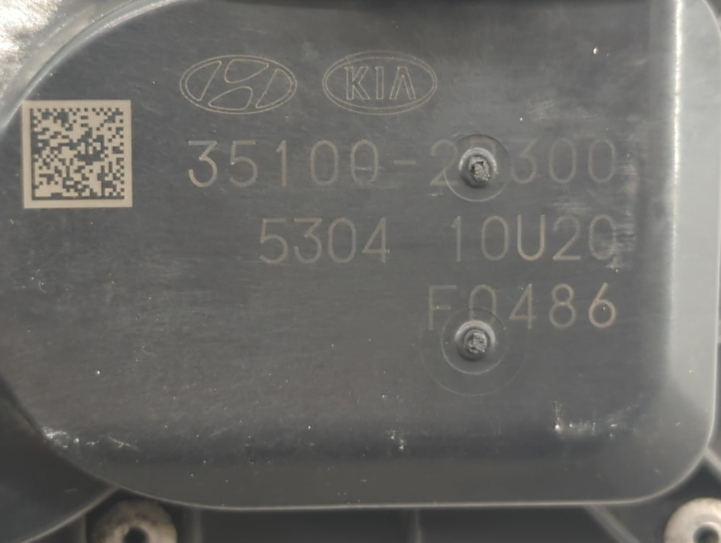 2012-2019 Kia Soul Throttle Body P/N:35100-2B300 Fits Fits 2012 2013 2014 2015 2016 2017 2018 2019 OEM Used Auto Parts - Oem