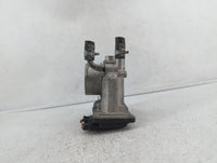 2012-2019 Kia Soul Throttle Body P/N:35100-2B300 Fits Fits 2012 2013 2014 2015 2016 2017 2018 2019 OEM Used Auto Parts - Oem