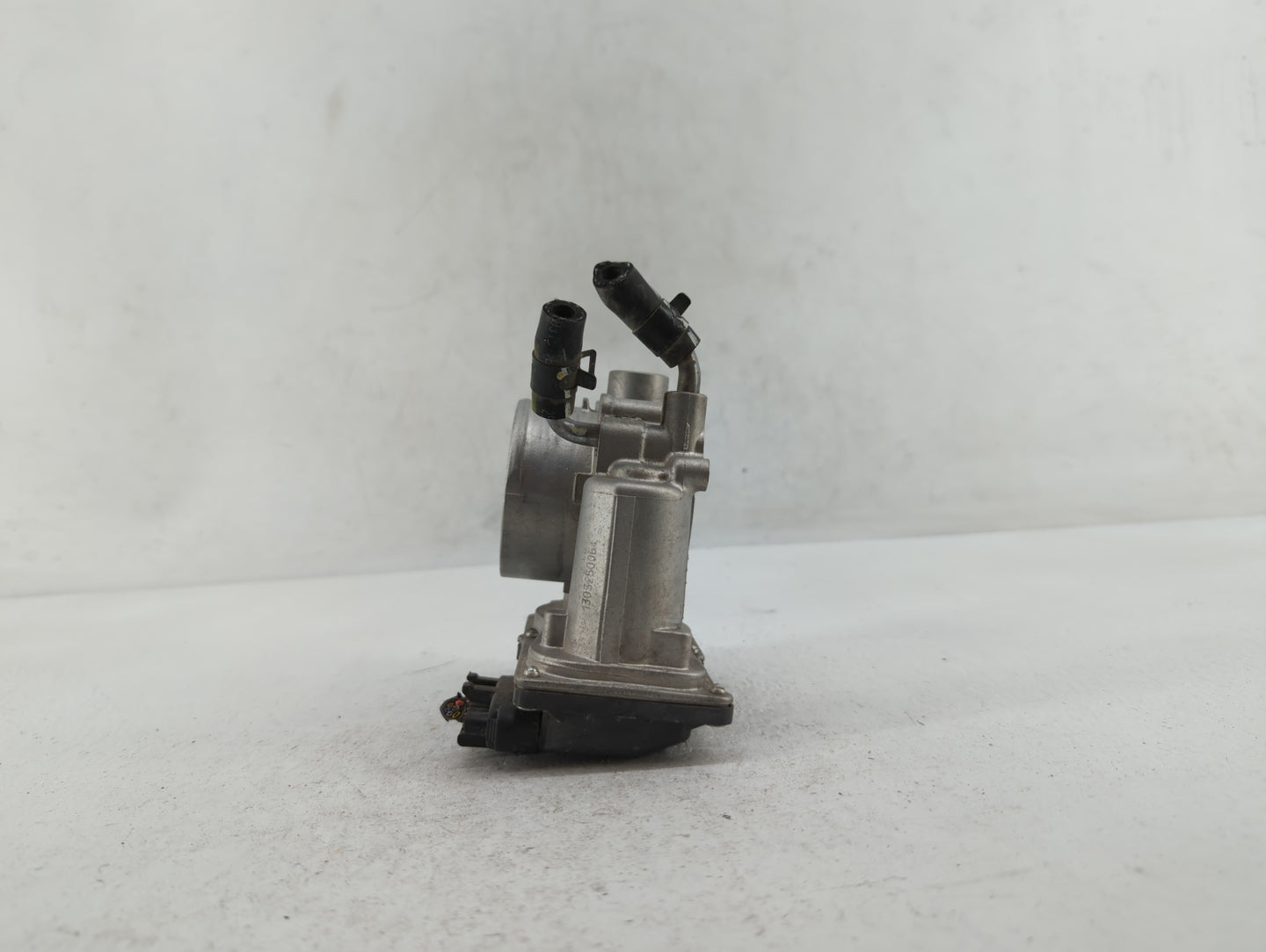 2014-2019 Kia Soul Throttle Body P/N:35100-2E000 1302150124 Fits Fits 2011 2012 2013 2014 2015 2016 2017 2018 2019 2020 2021