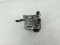2012-2019 Kia Soul Throttle Body P/N:35100-2B300 Fits Fits 2012 2013 2014 2015 2016 2017 2018 2019 OEM Used Auto Parts - Oem