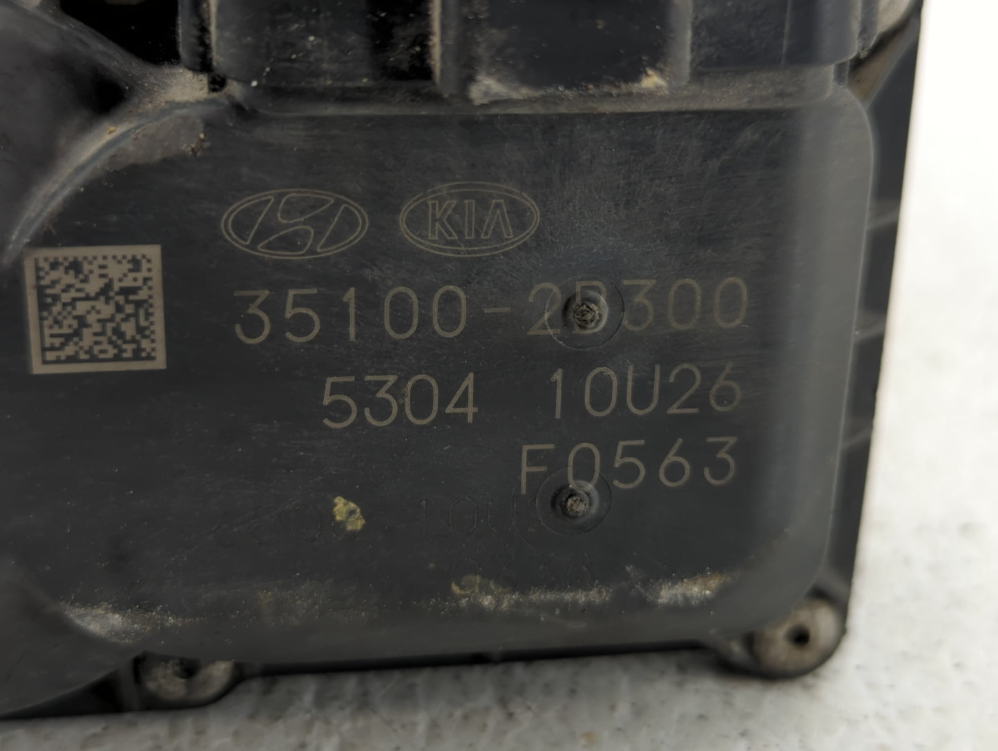 2012-2019 Kia Soul Throttle Body P/N:35100-2B300 Fits Fits 2012 2013 2014 2015 2016 2017 2018 2019 OEM Used Auto Parts - Oem