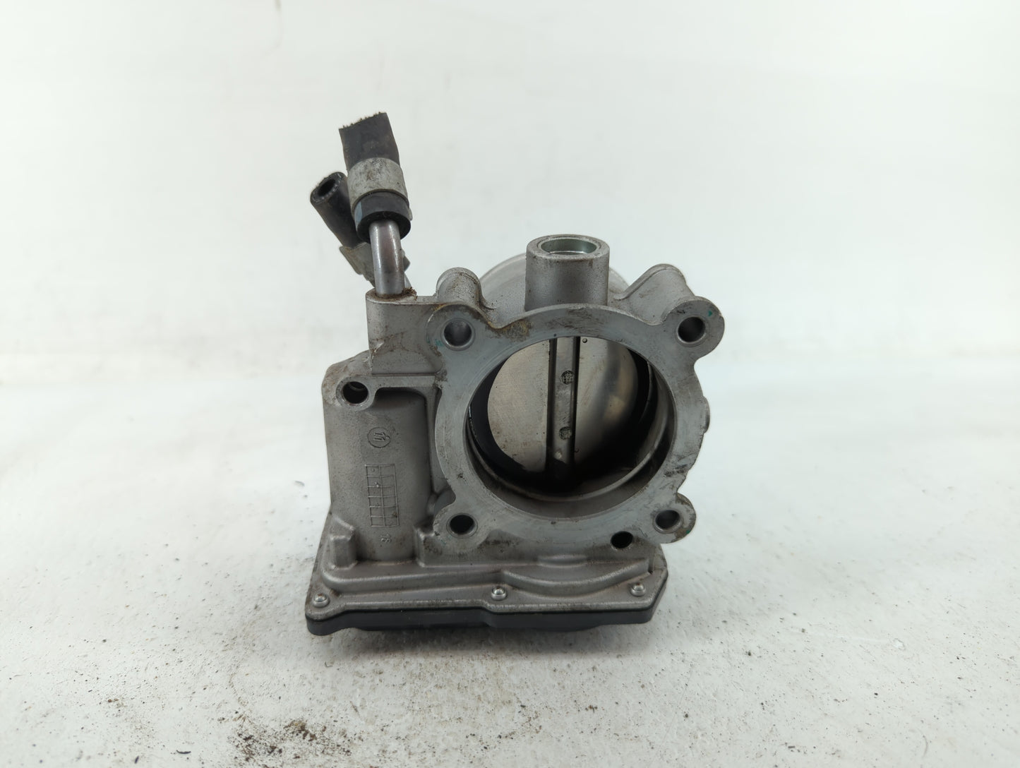 2014-2019 Kia Soul Throttle Body P/N:35100-2E000 35100-2E710 Fits Fits 2011 2012 2013 2014 2015 2016 2017 2018 2019 2020 202