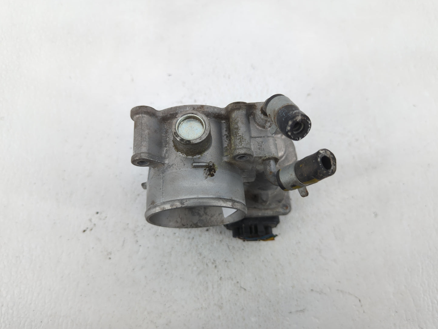 2014-2019 Kia Soul Throttle Body P/N:35100-2E000 35100-2E710 Fits Fits 2011 2012 2013 2014 2015 2016 2017 2018 2019 2020 202