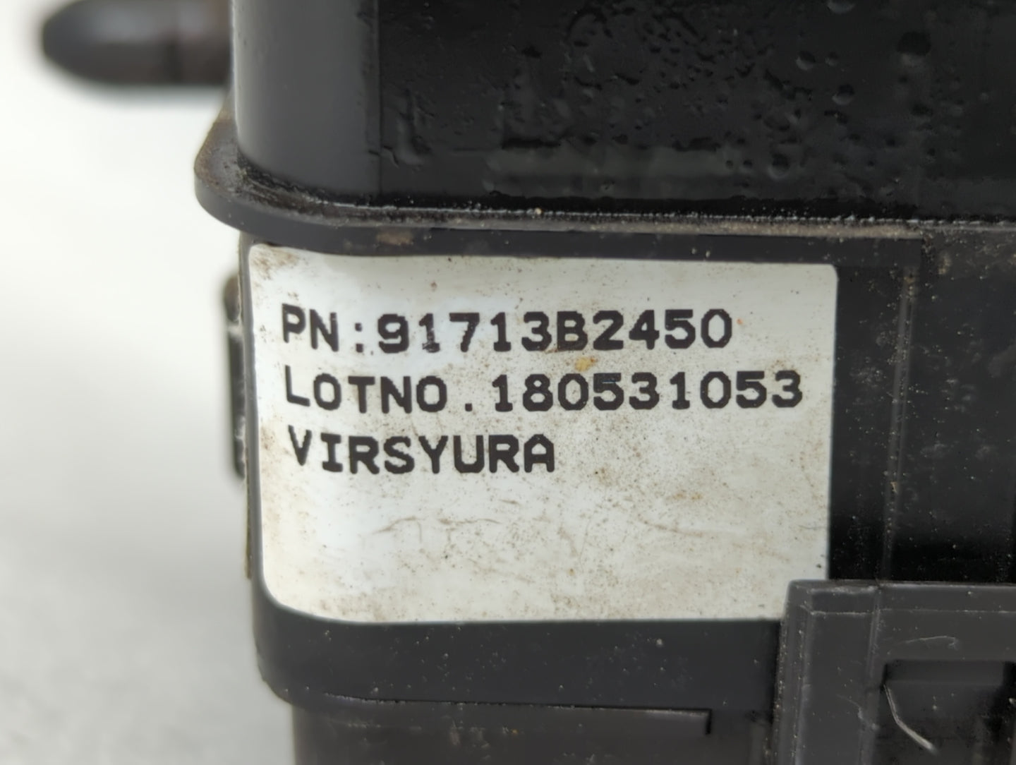 2017-2019 Kia Soul Fusebox Fuse Box Panel Relay Module P/N:91713B2450 91713B2770, 91713B2570, 91713B2690 Fits Fits 2017 2018