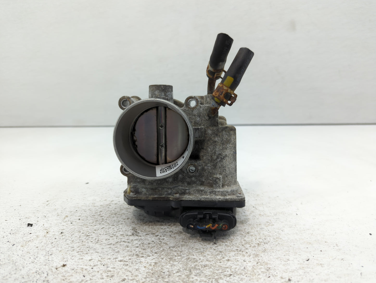 2014-2019 Kia Soul Throttle Body P/N:35100-2E000 Fits Fits 2011 2012 2013 2014 2015 2016 2017 2018 2019 2020 2021 OEM Used A