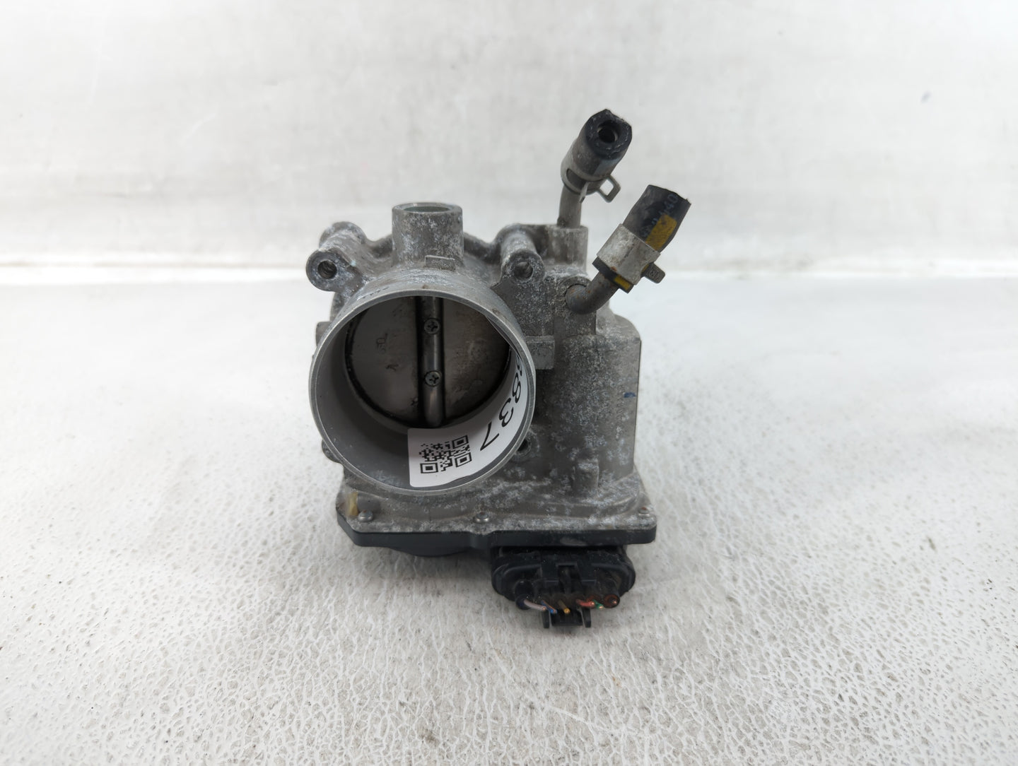 2014-2019 Kia Soul Throttle Body P/N:35100-2E000 Fits Fits 2011 2012 2013 2014 2015 2016 2017 2018 2019 2020 2021 OEM Used A