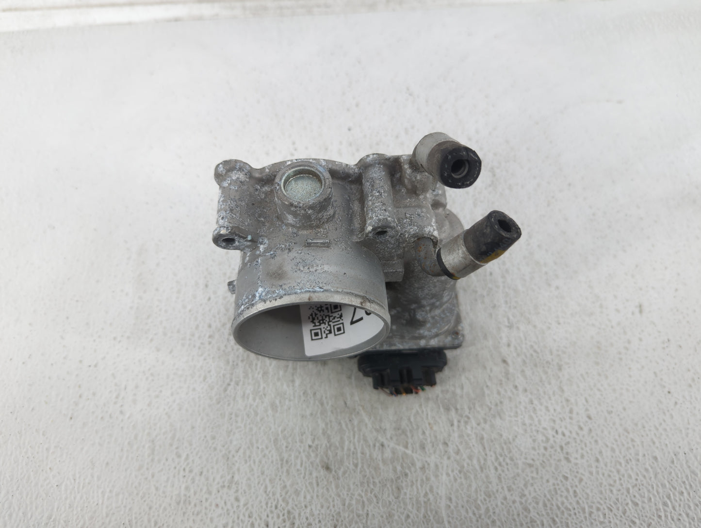 2014-2019 Kia Soul Throttle Body P/N:35100-2E000 Fits Fits 2011 2012 2013 2014 2015 2016 2017 2018 2019 2020 2021 OEM Used A