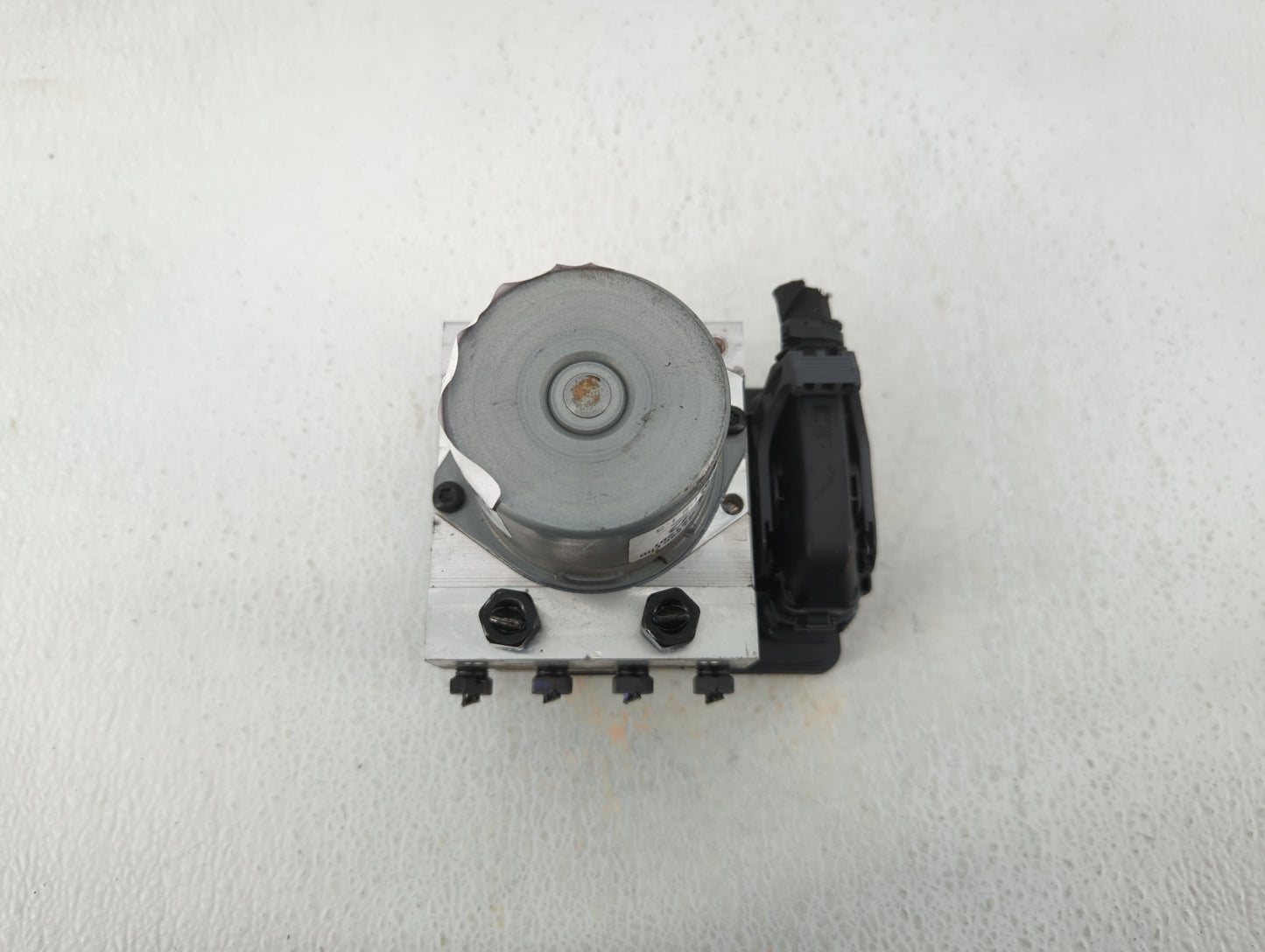2017-2019 Kia Soul ABS Pump Control Module Replacement P/N:61589-4500 Fits Fits 2017 2018 2019 OEM Used Auto Parts - Oemused