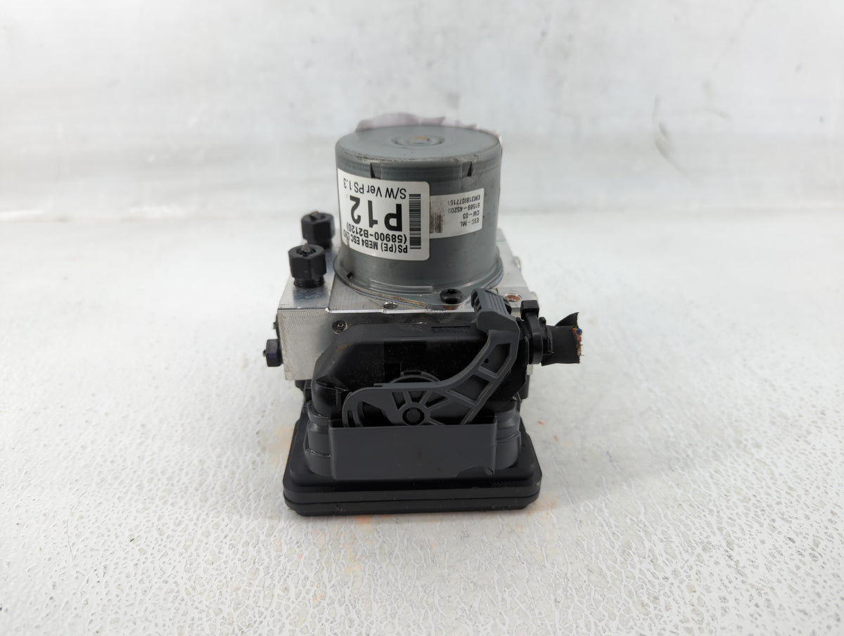 2017-2019 Kia Soul Anti-Lock Brake ABS Pump Module Actuator OEM P/N:61589-4500 Fits Fits 2017 2018 2019 OEM Used Auto Parts 