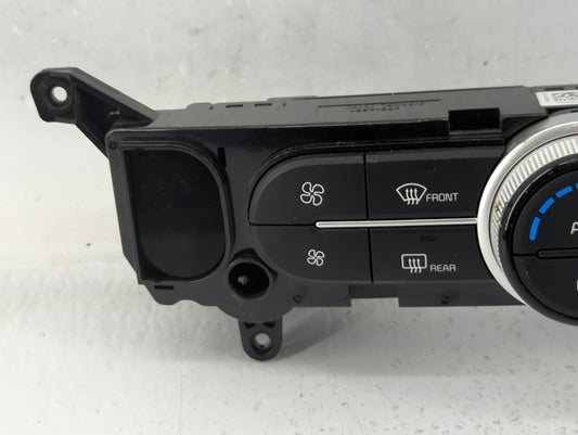 2017-2019 Kia Soul Climate Control Module Temperature AC/Heater Replacement P/N:97250-B2GQ1CA Fits Fits 2017 2018 2019 OEM Used Auto Parts