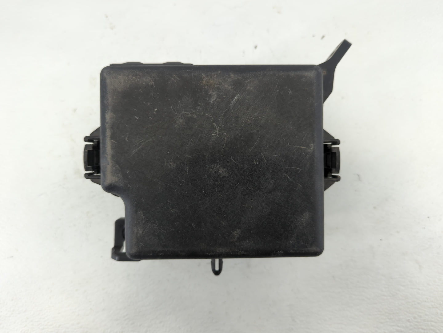 2017-2019 Kia Soul Fusebox Fuse Box Panel Relay Module P/N:91709B2070 Fits Fits 2017 2018 2019 OEM Used Auto Parts - Oemused