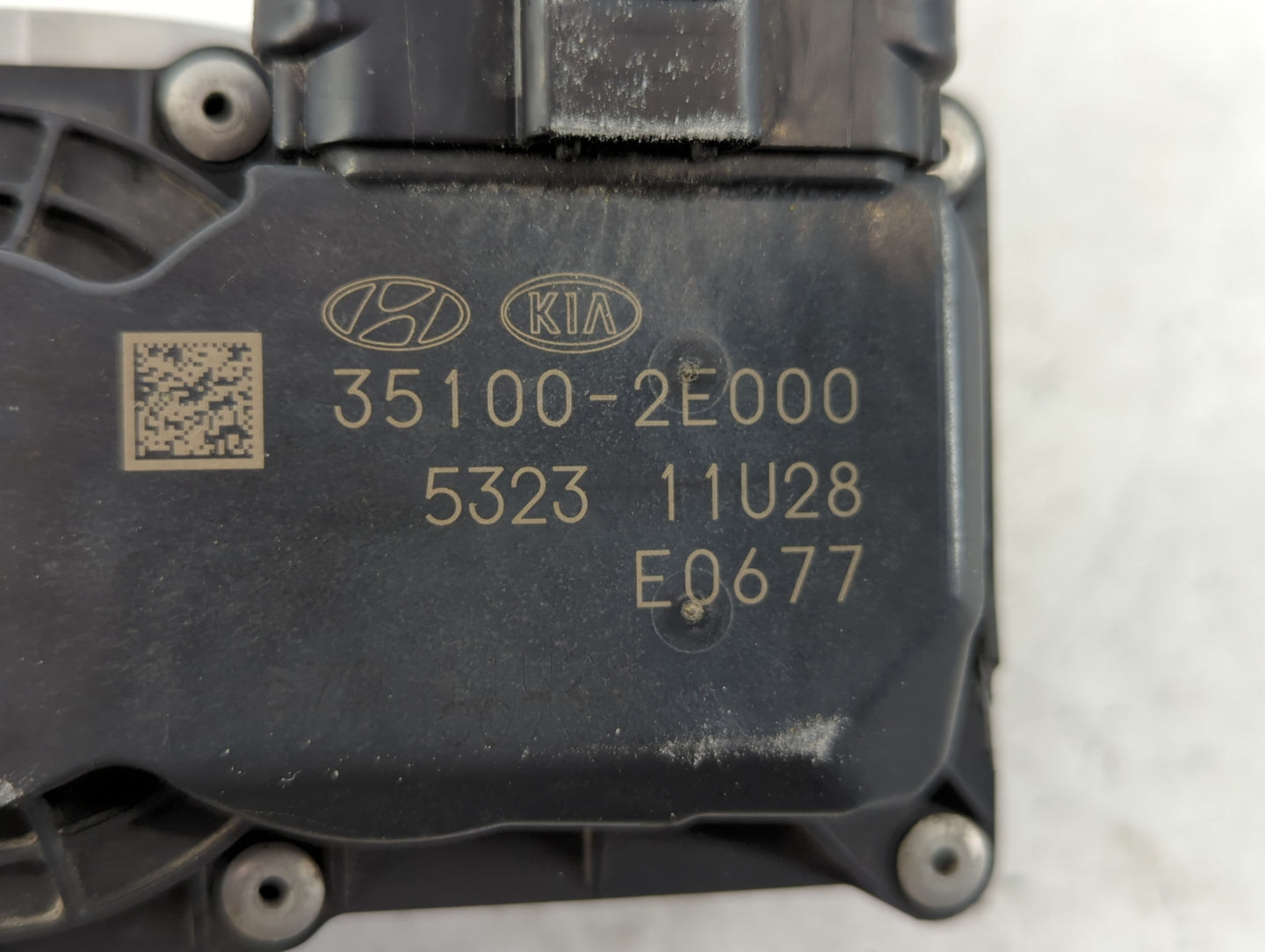 2014-2019 Kia Soul Throttle Body P/N:35100-2E000 Fits Fits 2011 2012 2013 2014 2015 2016 2017 2018 2019 2020 2021 OEM Used A