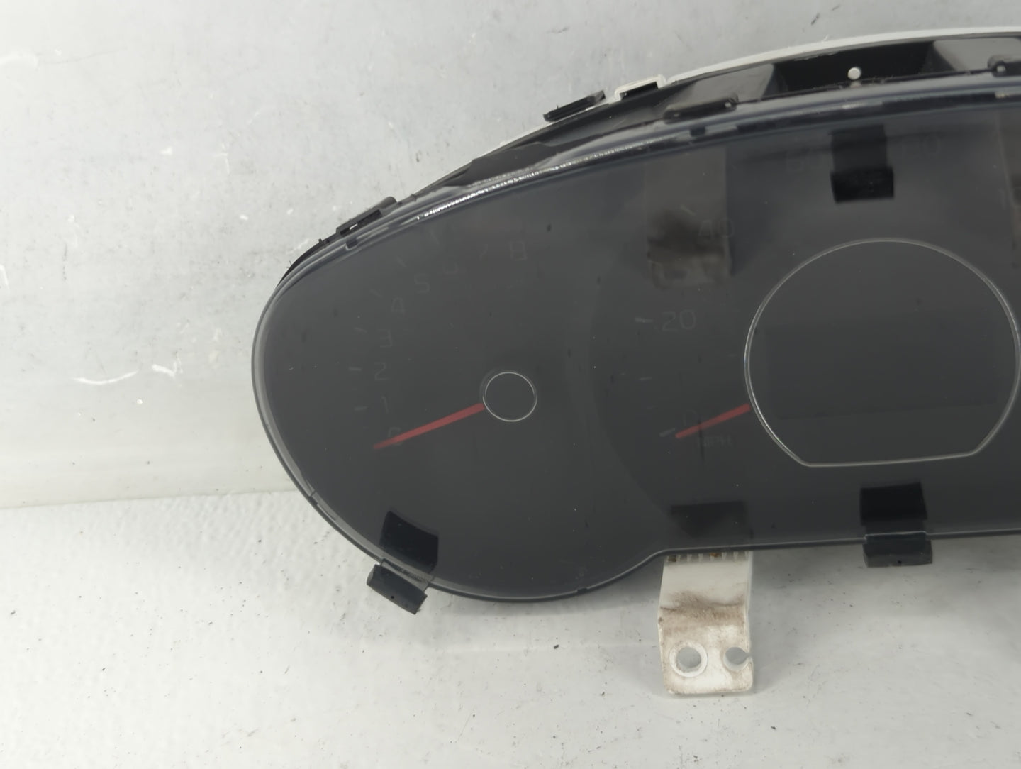 2017-2019 Kia Soul Instrument Cluster Speedometer Gauges P/N:94006-B2720 Fits Fits 2017 2018 2019 OEM Used Auto Parts - Oemu