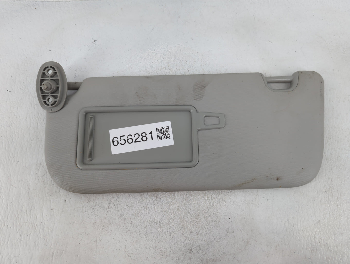 2014-2019 Kia Soul Sun Visor Shade Replacement Driver Left Mirror Fits Fits 2014 2015 2016 2017 2018 2019 OEM Used Auto Part
