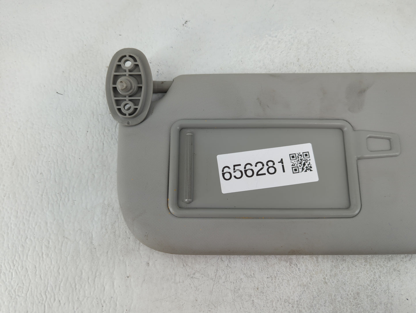 2014-2019 Kia Soul Sun Visor Shade Replacement Driver Left Mirror Fits Fits 2014 2015 2016 2017 2018 2019 OEM Used Auto Part