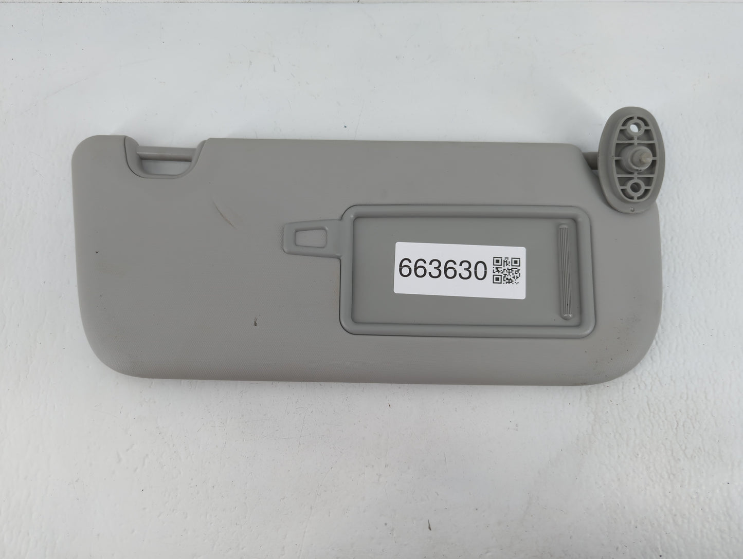 2014-2019 Kia Soul Sun Visor Shade Replacement Passenger Right Mirror Fits Fits 2014 2015 2016 2017 2018 2019 OEM Used Auto 