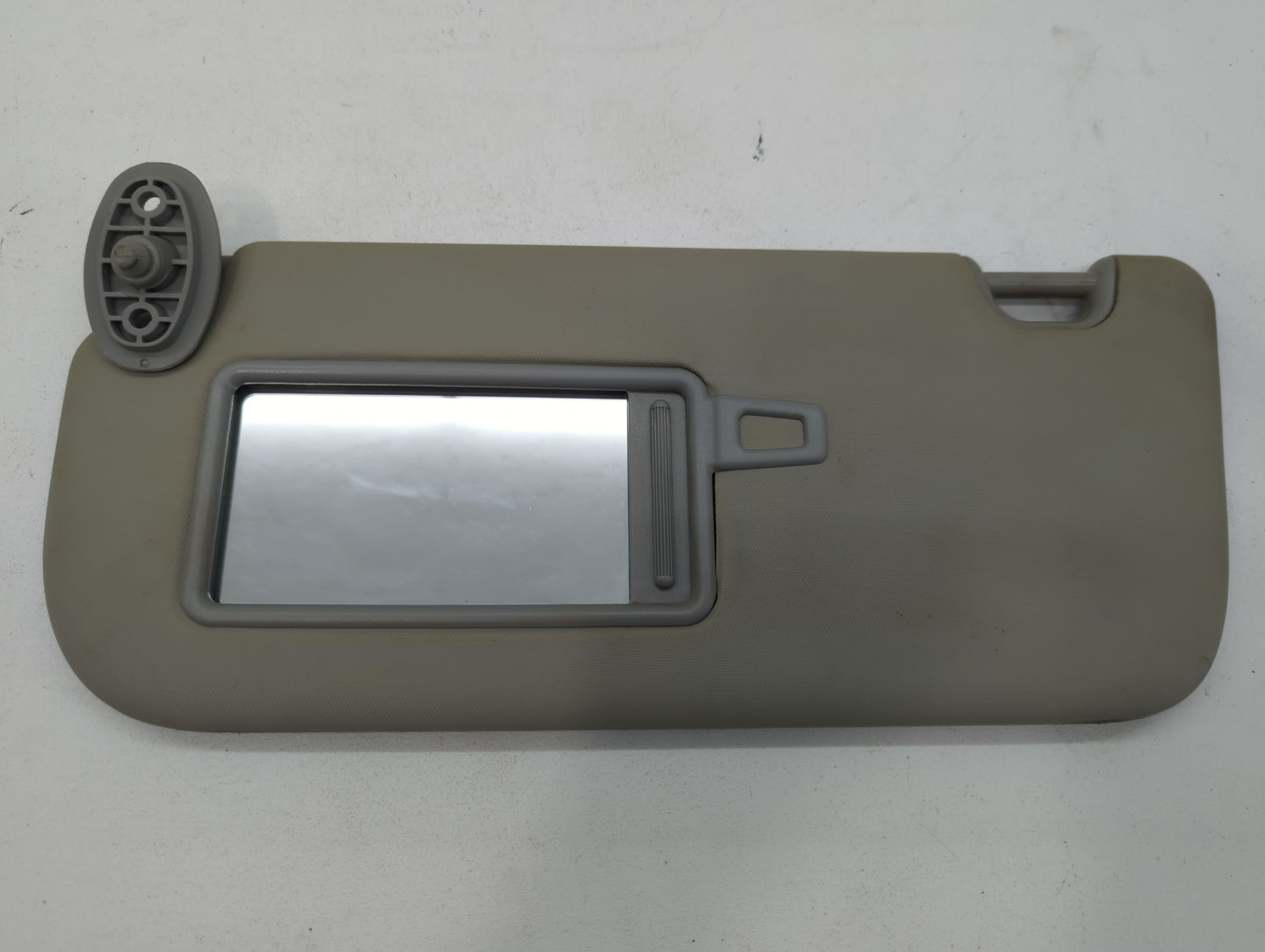 2014-2019 Kia Soul Sun Visor Shade Replacement Driver Left Mirror Fits Fits 2014 2015 2016 2017 2018 2019 OEM Used Auto Part