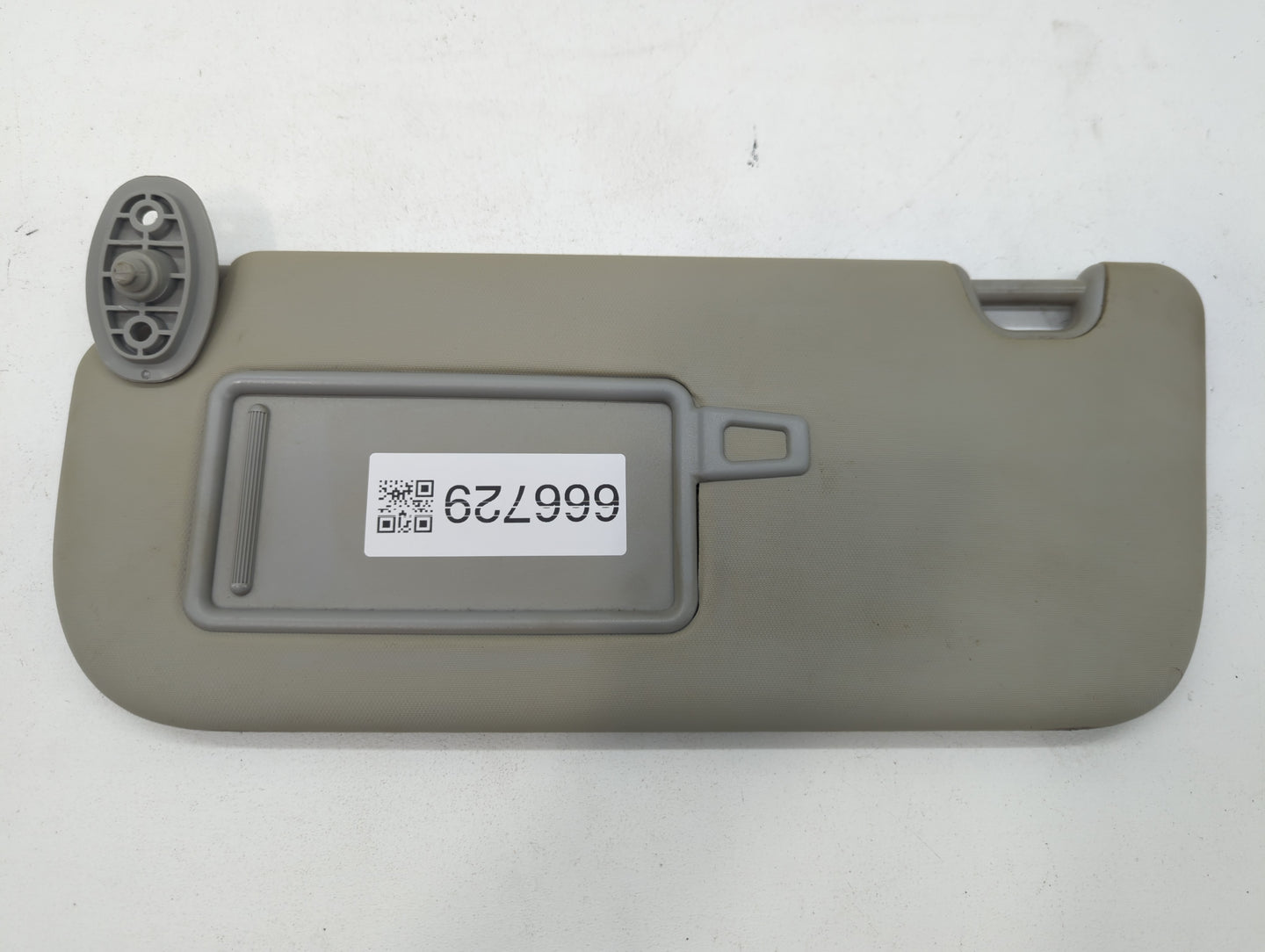 2014-2019 Kia Soul Sun Visor Shade Replacement Driver Left Mirror Fits Fits 2014 2015 2016 2017 2018 2019 OEM Used Auto Part