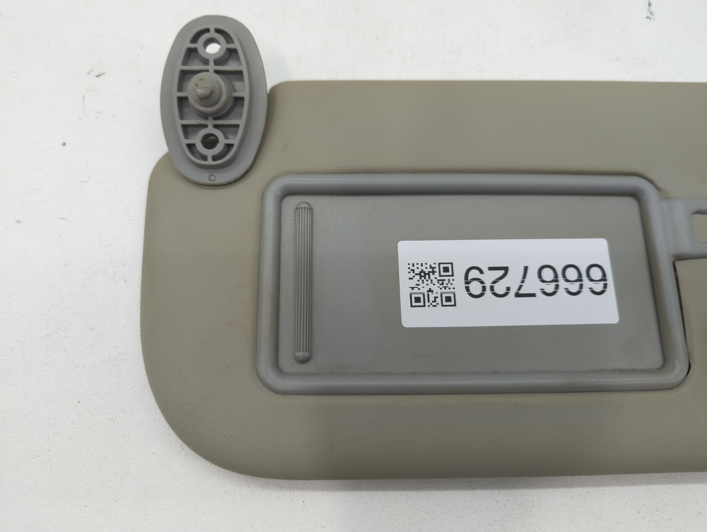 2014-2019 Kia Soul Sun Visor Shade Replacement Driver Left Mirror Fits Fits 2014 2015 2016 2017 2018 2019 OEM Used Auto Part