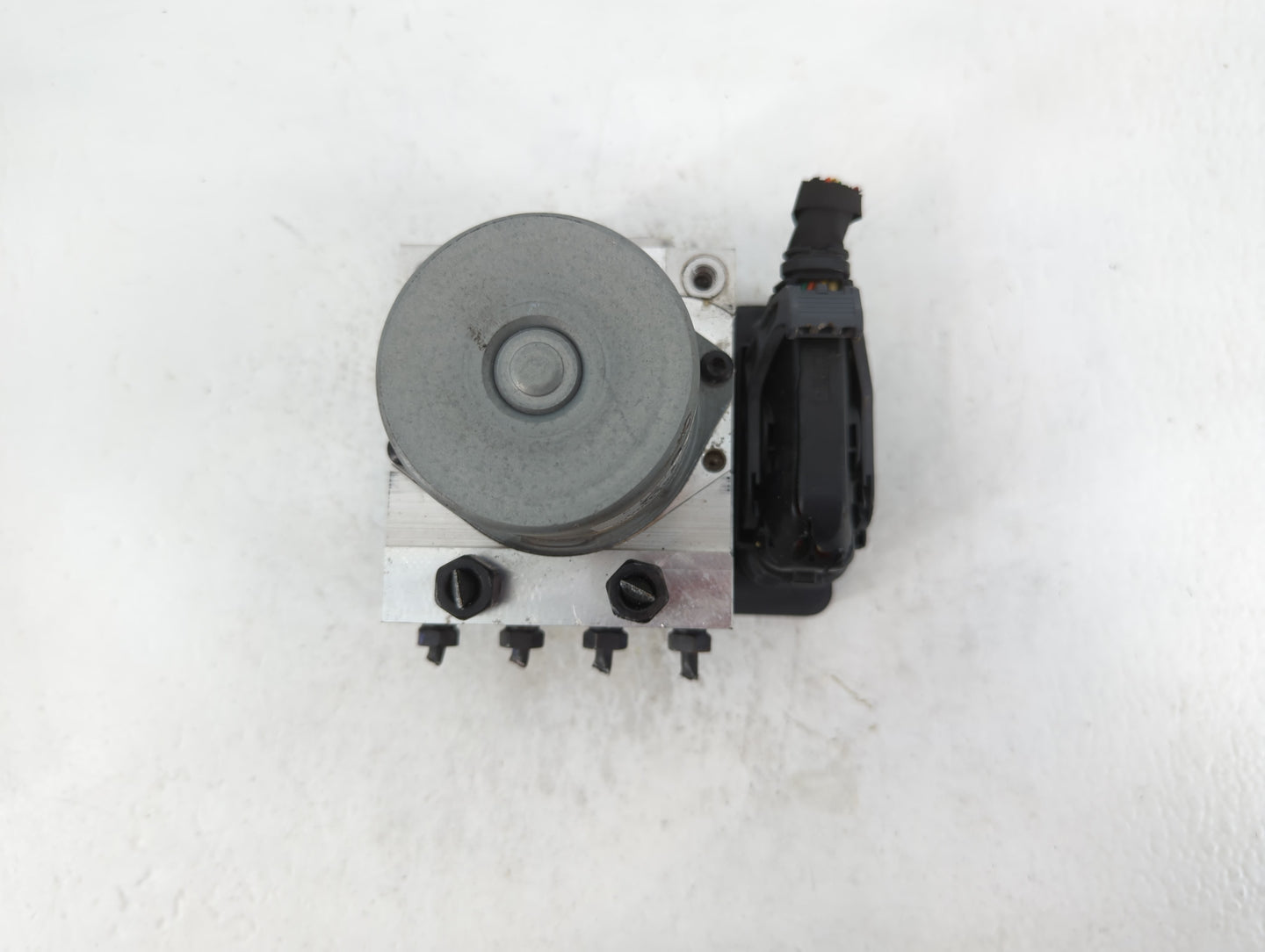 2017-2019 Kia Soul ABS Pump Control Module Replacement P/N:58900-B2120 61589-45200 Fits Fits 2017 2018 2019 OEM Used Auto Pa
