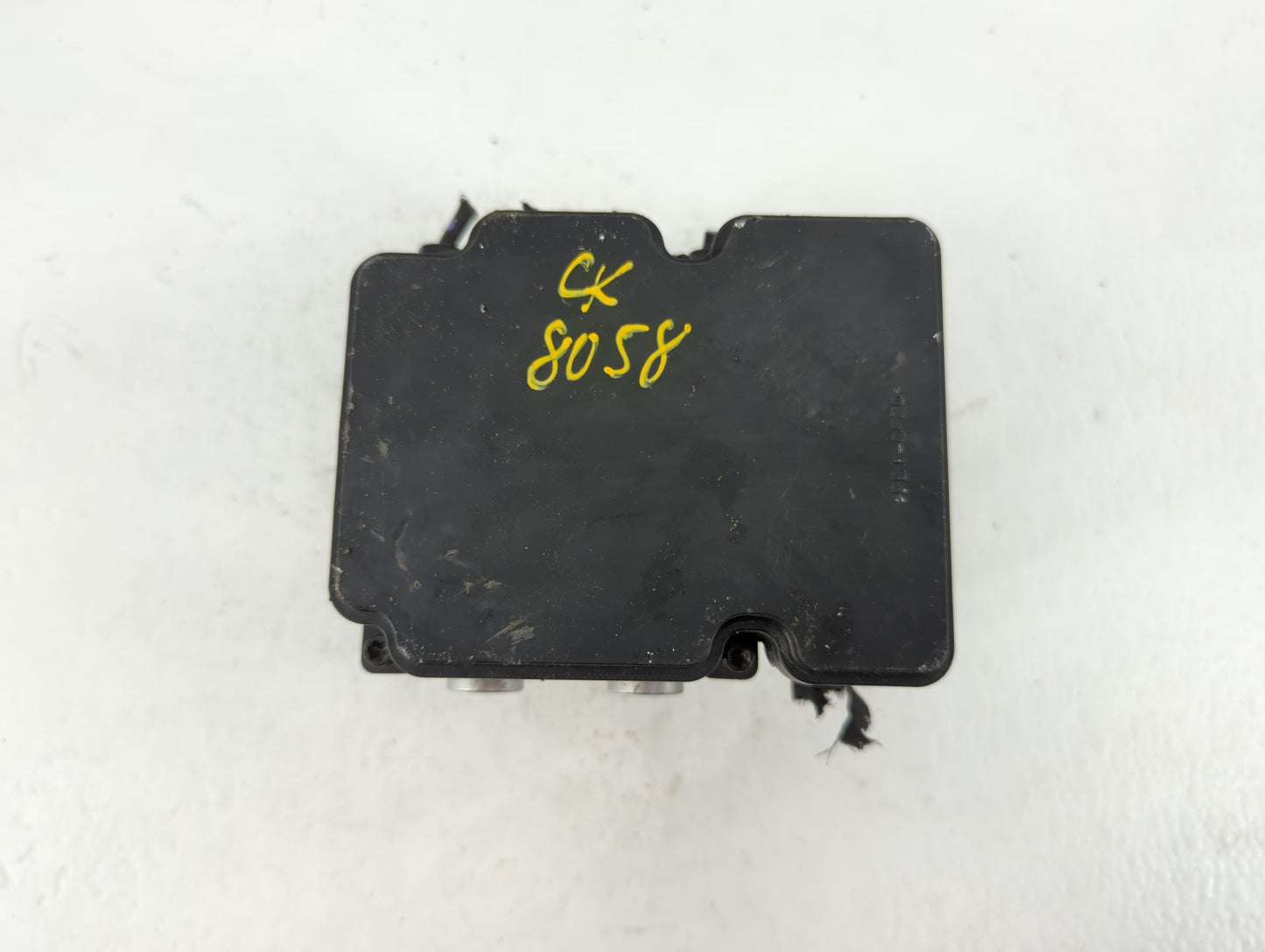2017-2019 Kia Soul ABS Pump Control Module Replacement P/N:61589-45200 Fits Fits 2017 2018 2019 OEM Used Auto Parts - Oemuse