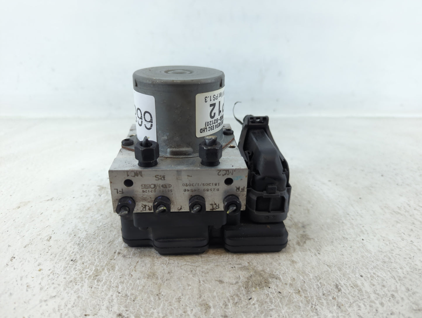 2017-2019 Kia Soul ABS Pump Control Module Replacement P/N:58900-B2120 61589-45200 Fits Fits 2017 2018 2019 OEM Used Auto Pa