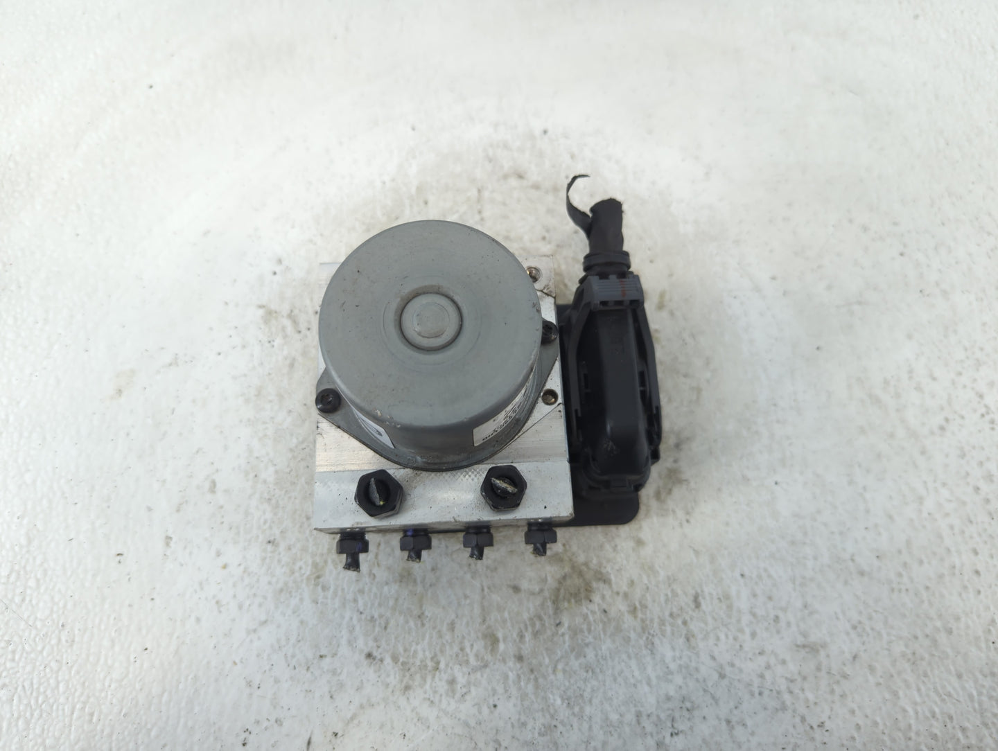 2017-2019 Kia Soul ABS Pump Control Module Replacement P/N:58900-B2120 61589-45200 Fits Fits 2017 2018 2019 OEM Used Auto Pa