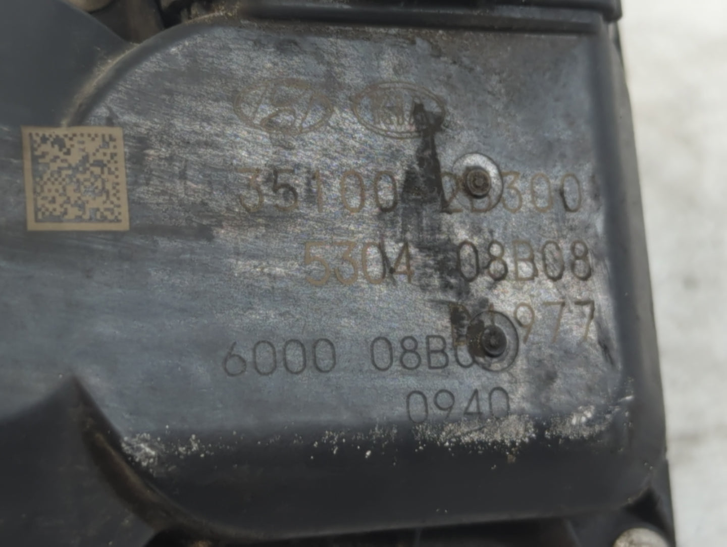 2012-2019 Kia Soul Throttle Body P/N:35100-2B300 Fits Fits 2012 2013 2014 2015 2016 2017 2018 2019 OEM Used Auto Parts - Oem