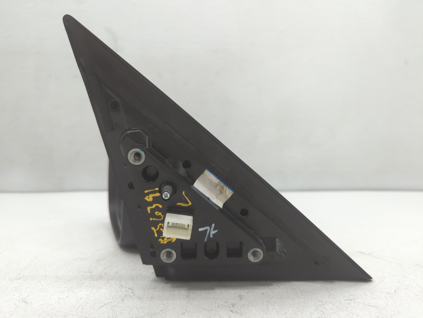 2014-2019 Kia Soul Driver Side View Mirror - Left Door Mirror OEM Used - Oemusedautoparts1.com