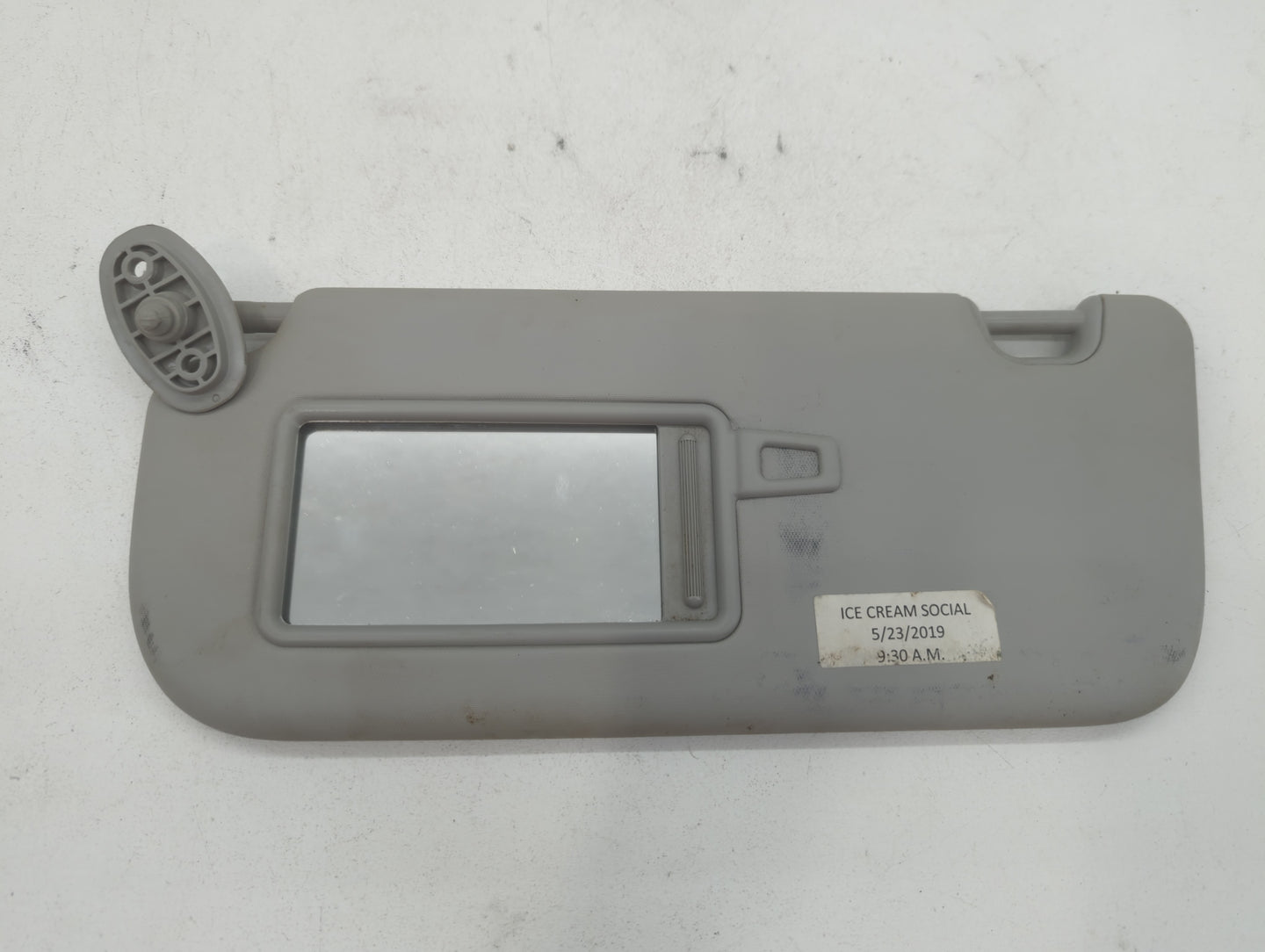 2014-2019 Kia Soul Sun Visor Shade Replacement Driver Left Mirror Fits Fits 2014 2015 2016 2017 2018 2019 OEM Used Auto Part