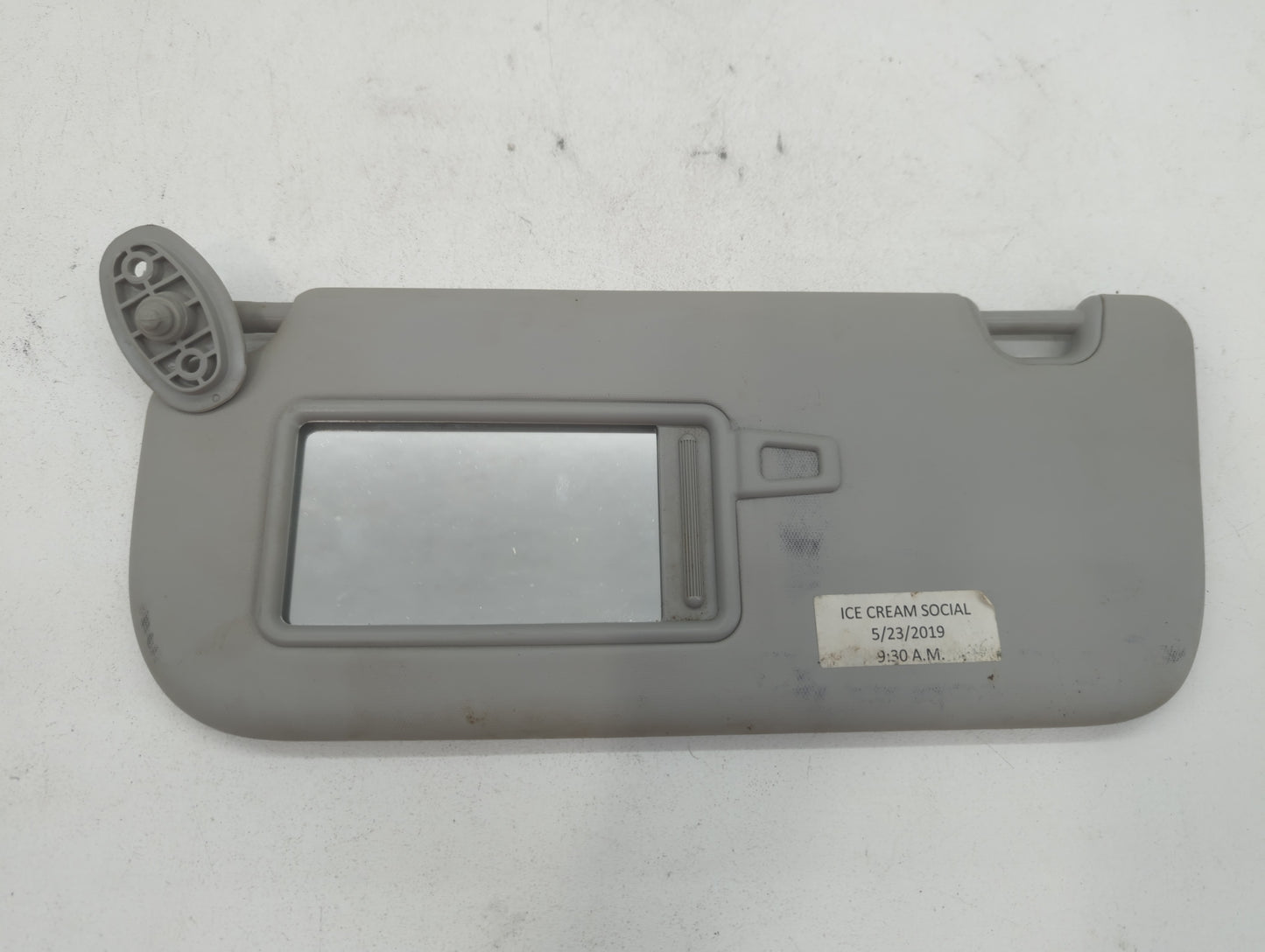 2014-2019 Kia Soul Sun Visor Shade Replacement Driver Left Mirror Fits Fits 2014 2015 2016 2017 2018 2019 OEM Used Auto Part