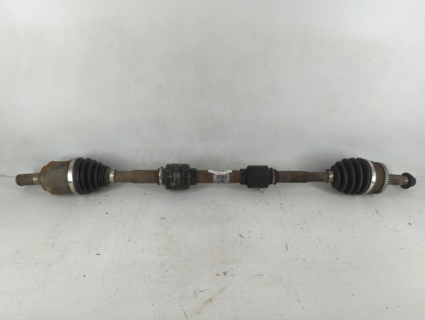 2014-2019 Kia Soul Axle Shaft Front Passenger Cv C/v - Oemusedautoparts1.com