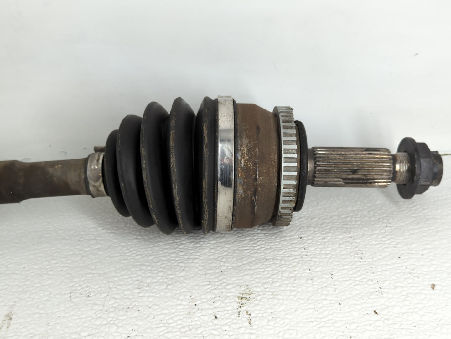 2014-2019 Kia Soul Axle Shaft Front Passenger Cv C/v - Oemusedautoparts1.com