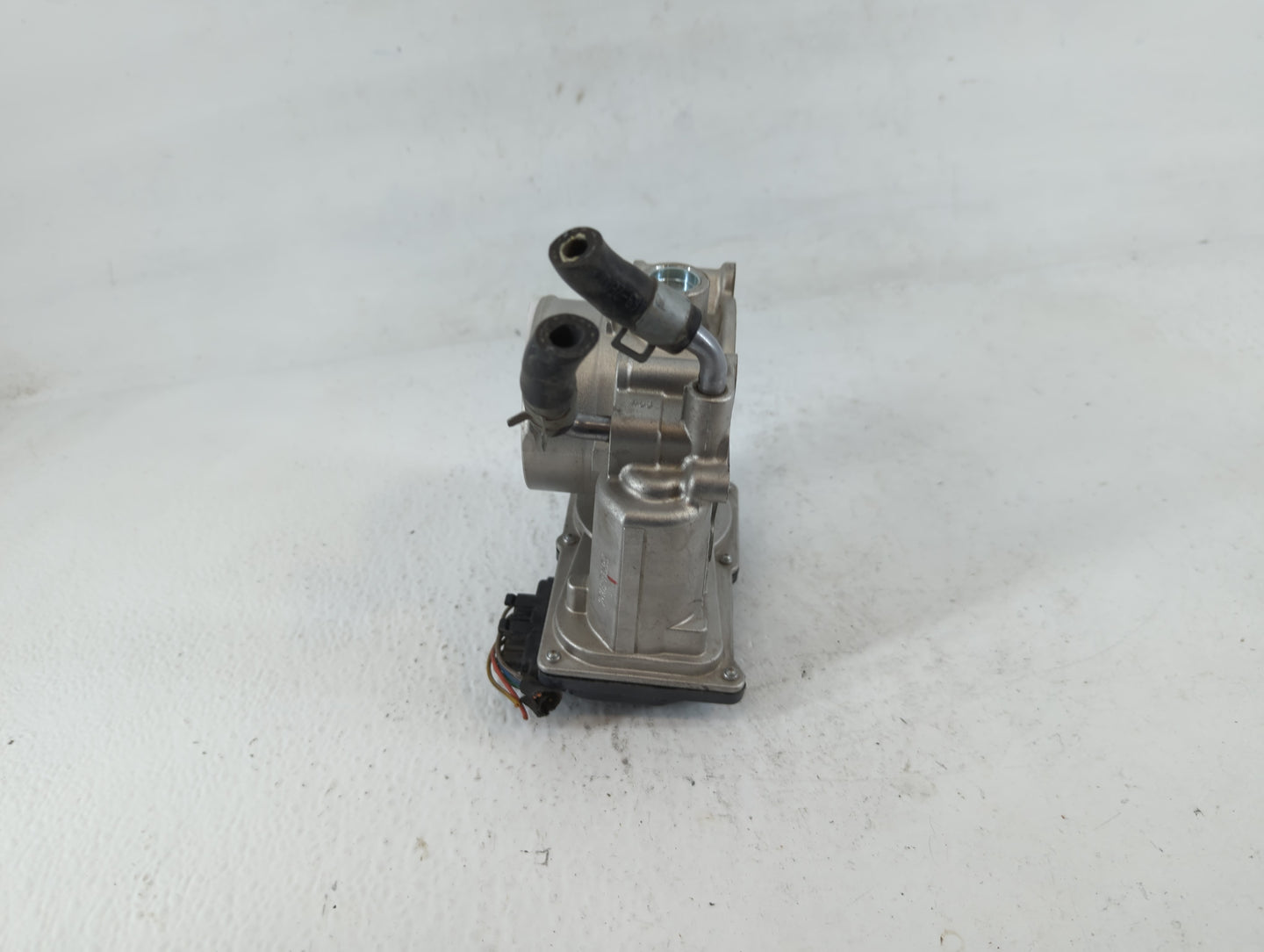 2014-2019 Kia Soul Throttle Body P/N:D1271 5323 10B30 Fits Fits 2011 2012 2013 2014 2015 2016 2017 2018 2019 2020 2021 OEM U