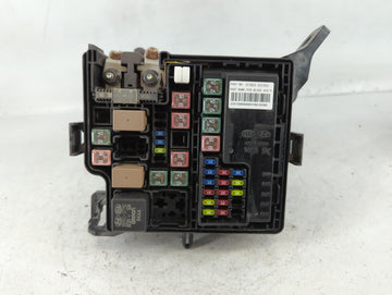 2017-2019 Kia Soul Fusebox Fuse Box Panel Relay Module P/N:91950-B2330 Fits Fits 2017 2018 2019 OEM Used Auto Parts