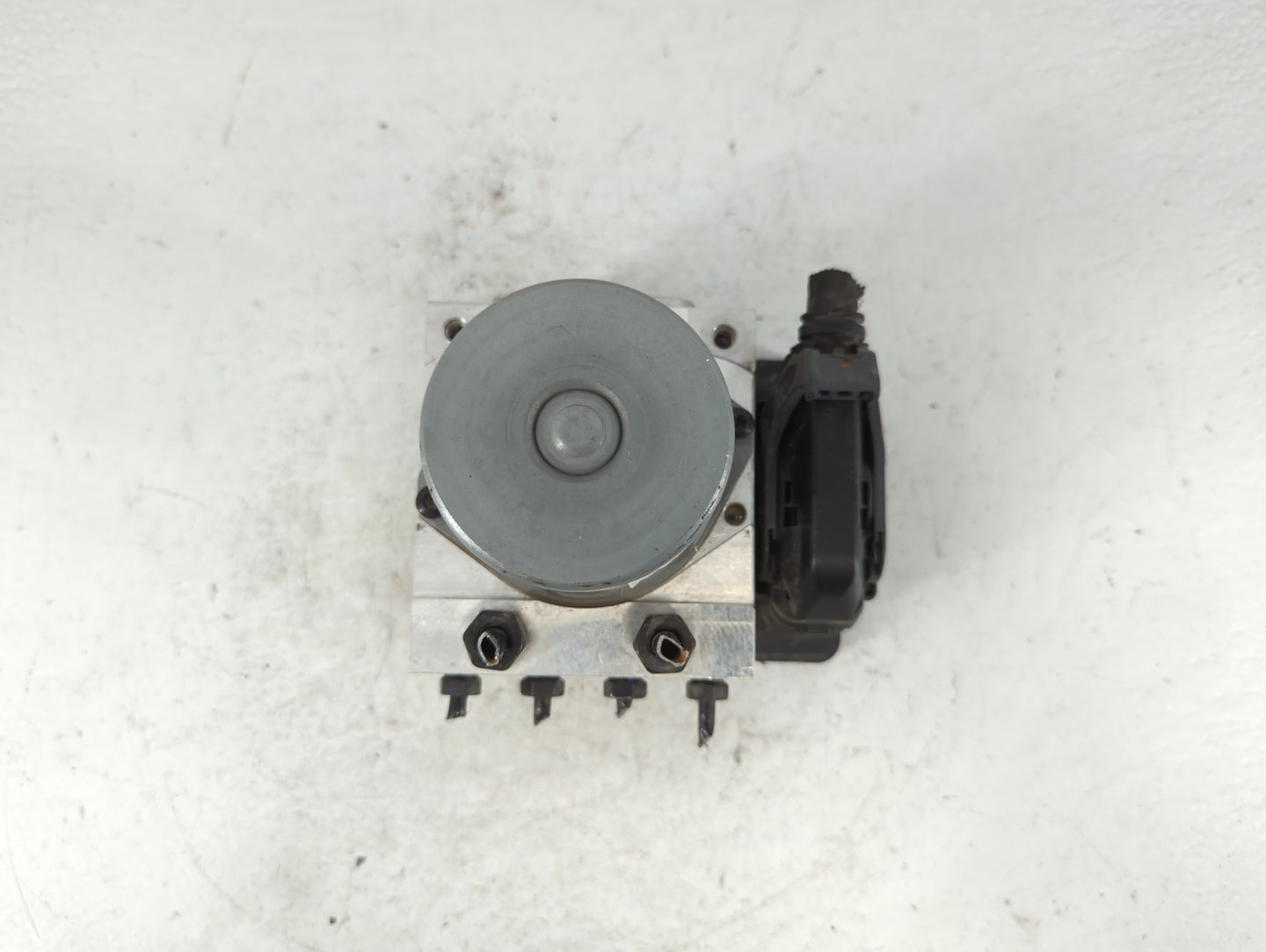2017-2019 Kia Soul ABS Pump Control Module Replacement P/N:B2589-24540 Fits Fits 2017 2018 2019 OEM Used Auto Parts - Oemuse