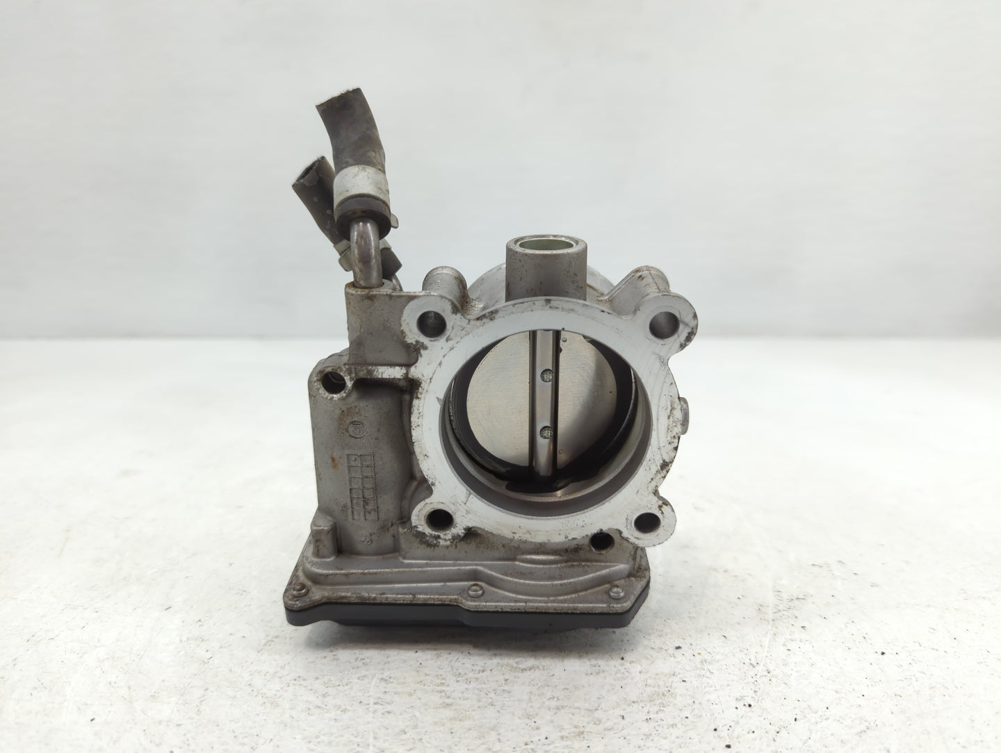 2014-2019 Kia Soul Throttle Body P/N:35100-2E000 Fits Fits 2011 2012 2013 2014 2015 2016 2017 2018 2019 2020 2021 OEM Used A