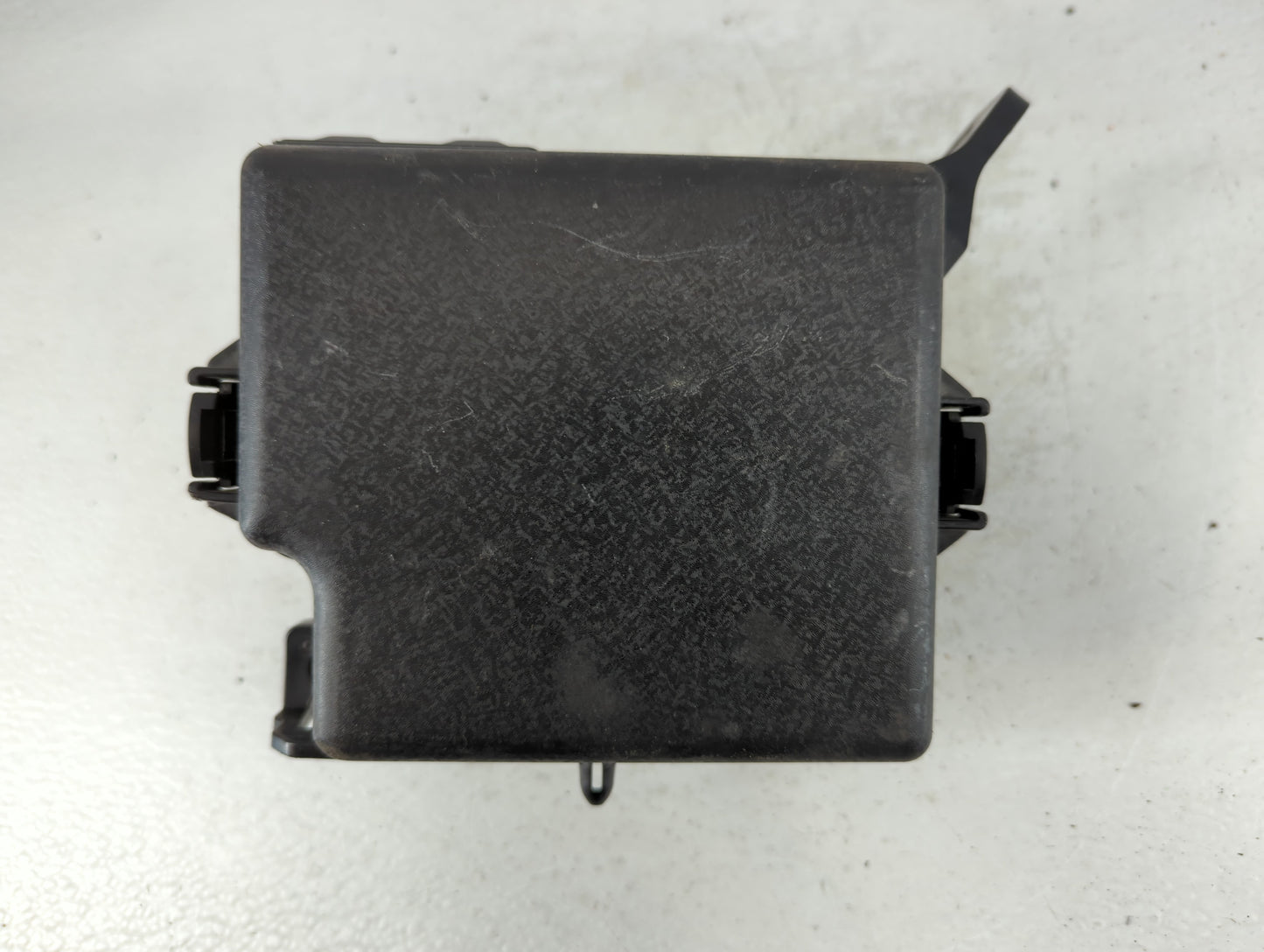 2017-2019 Kia Soul Fusebox Fuse Box Panel Relay Module P/N:91950-B2350 Fits Fits 2017 2018 2019 OEM Used Auto Parts - Oemuse