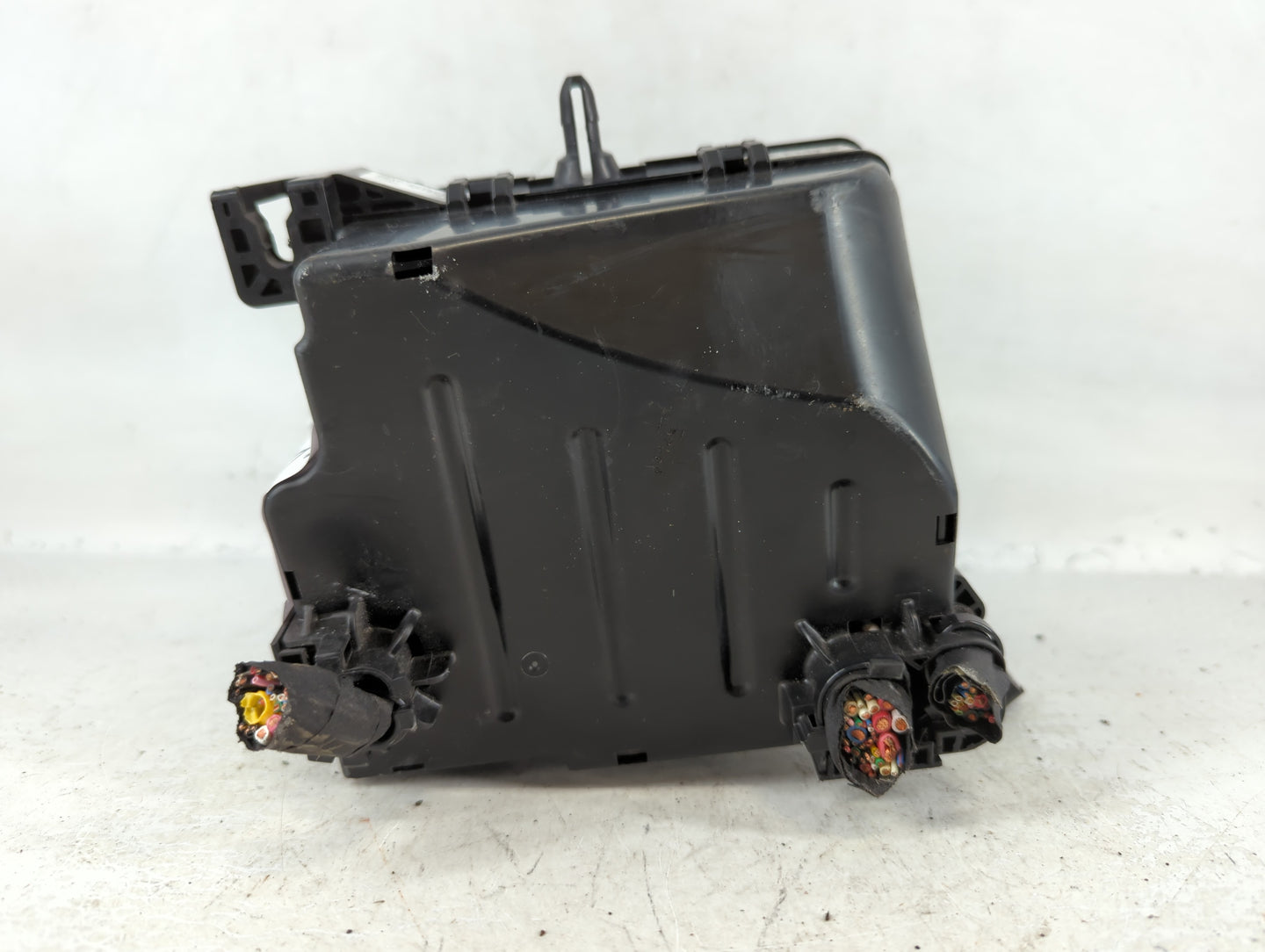 2017-2019 Kia Soul Fusebox Fuse Box Panel Relay Module P/N:91950-B2350 Fits Fits 2017 2018 2019 OEM Used Auto Parts - Oemuse