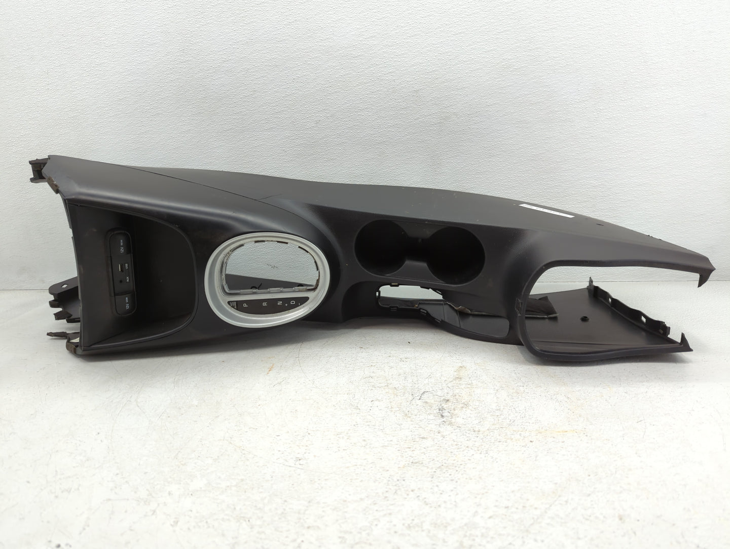 2019 Kia Soul Center Floor Console P/N:180920-501 Fits OEM Used Auto Parts - Oemusedautoparts1.com
