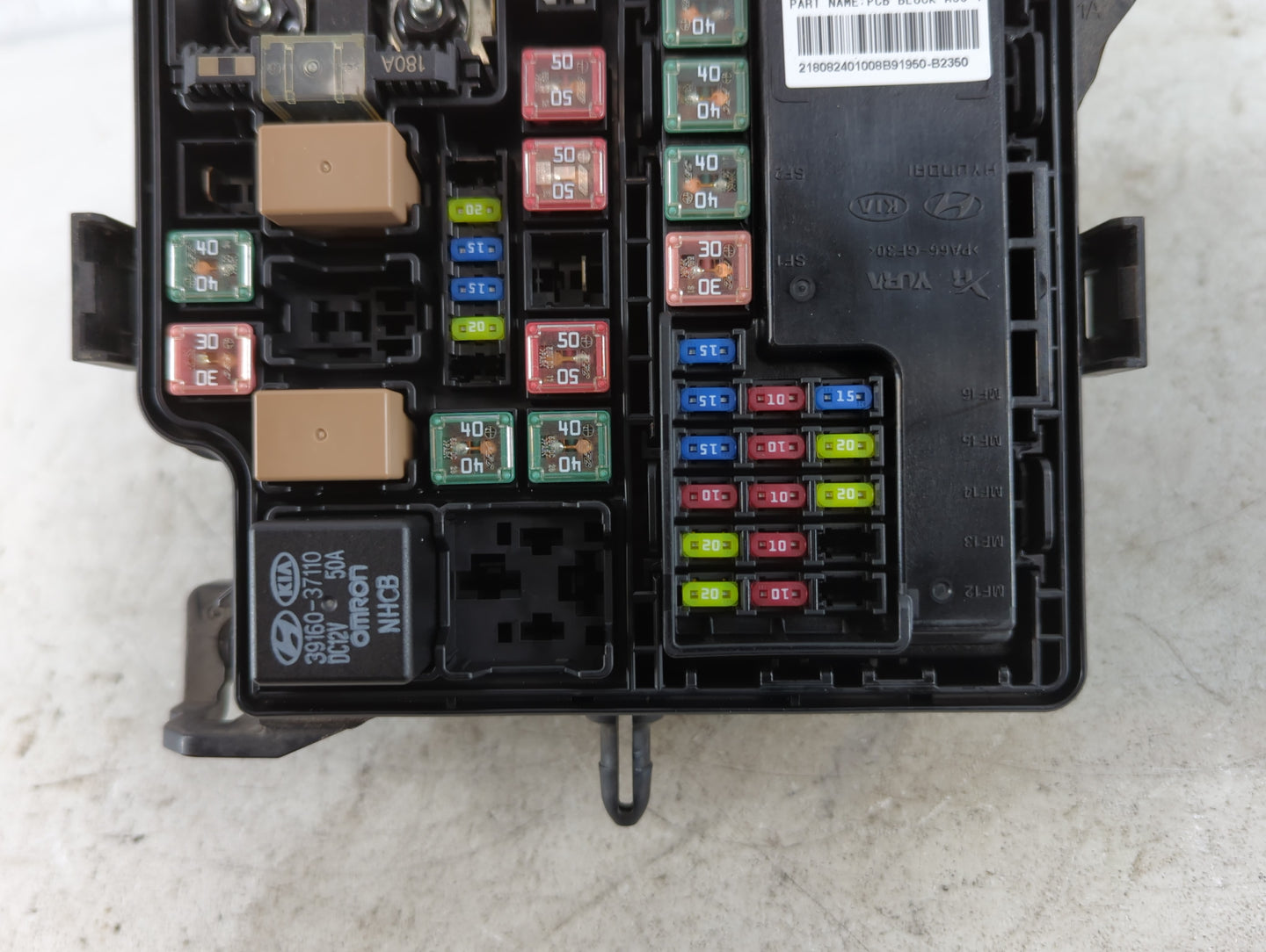 2017-2019 Kia Soul Fusebox Fuse Box Panel Relay Module P/N:91950-B2330 Fits Fits 2017 2018 2019 OEM Used Auto Parts - Oemuse