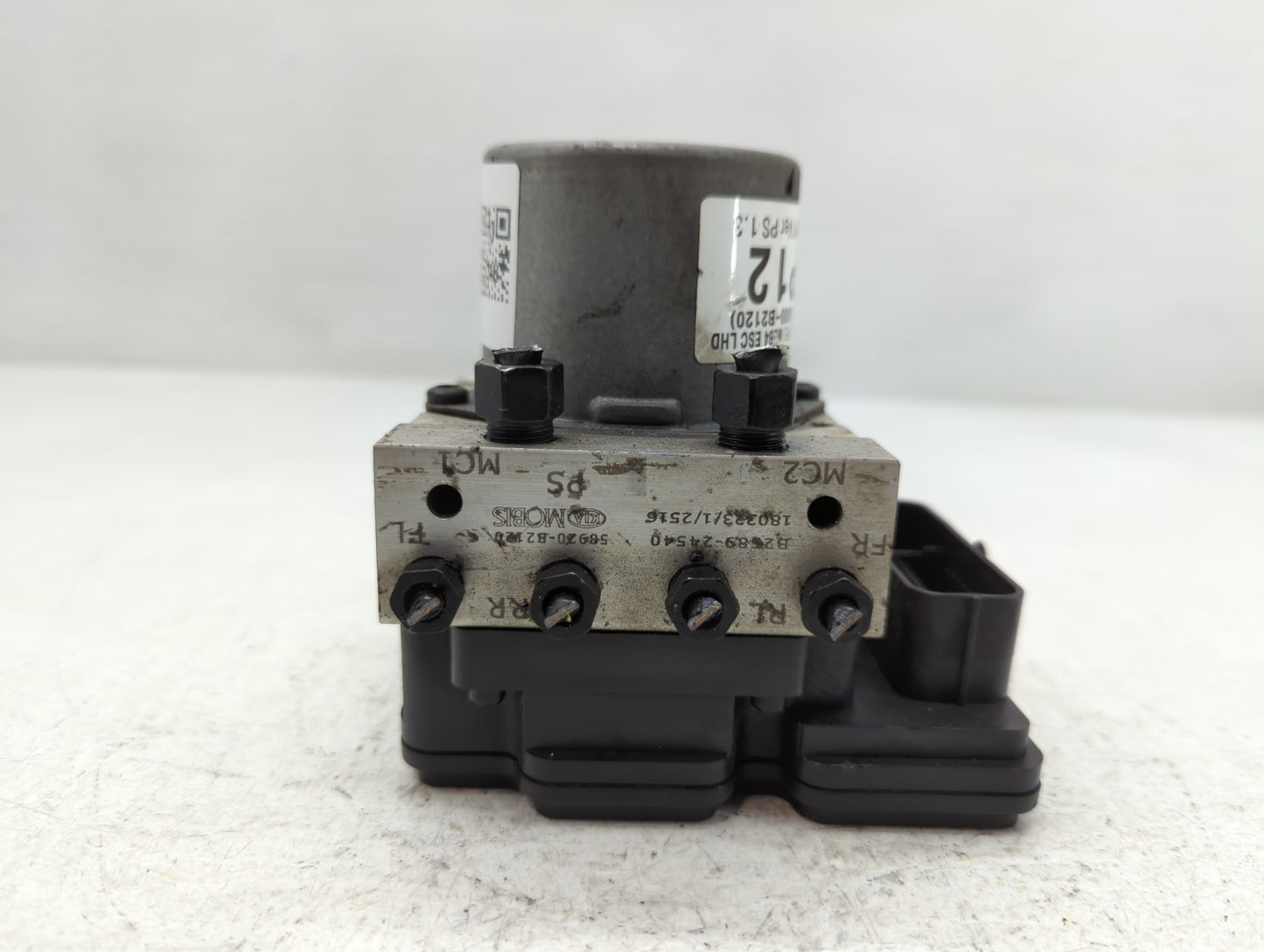 2017-2019 Kia Soul ABS Pump Control Module Replacement P/N:61589-45200 58920-B2120 Fits Fits 2017 2018 2019 OEM Used Auto Pa
